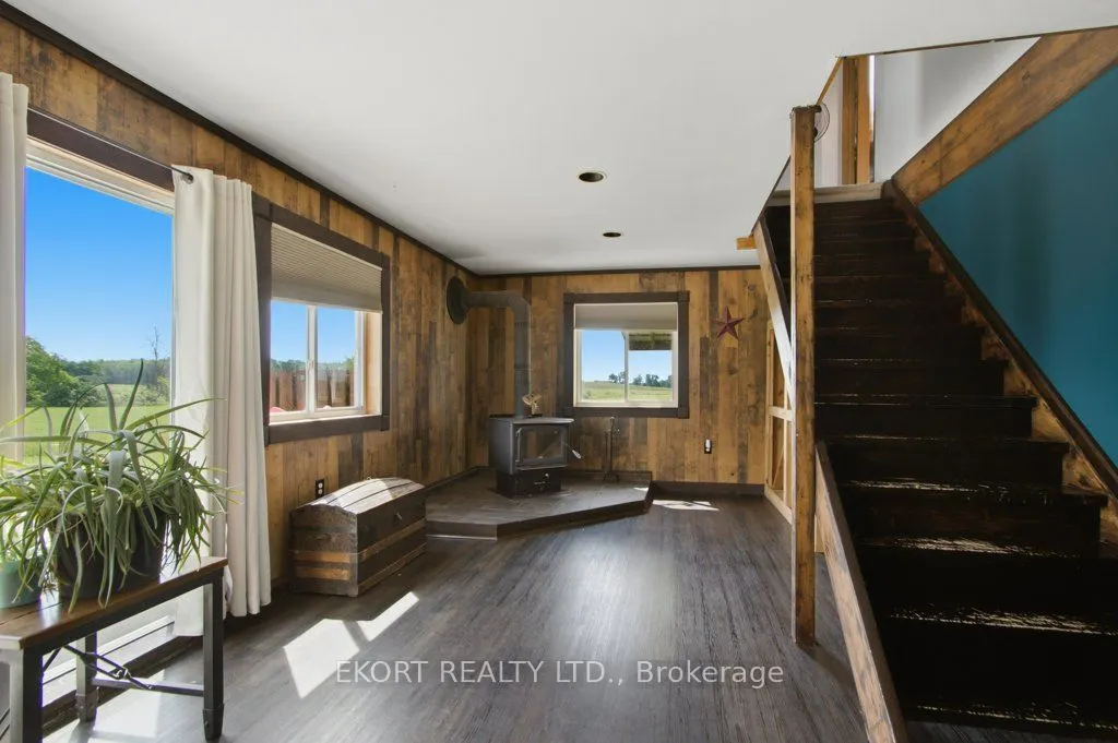 272 Coutts Road