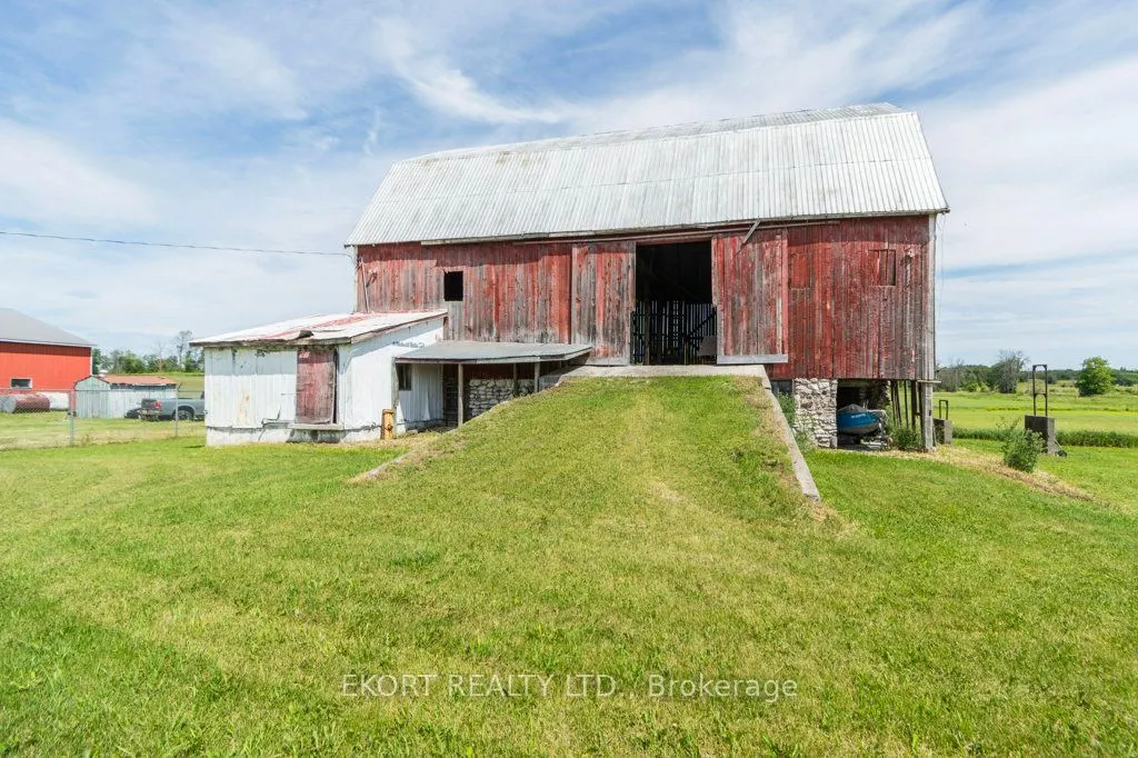 272 Coutts Road