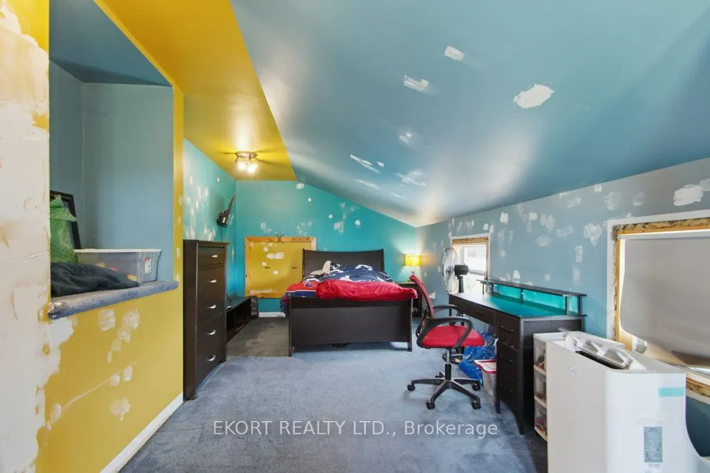 272 Coutts Road