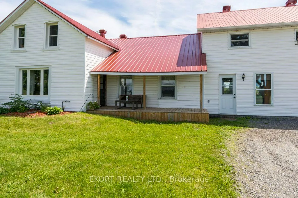 272 Coutts Road