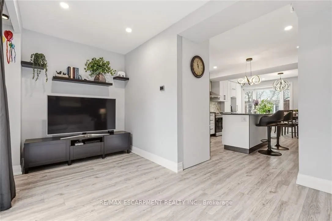 130 Livingston Avenue #12
