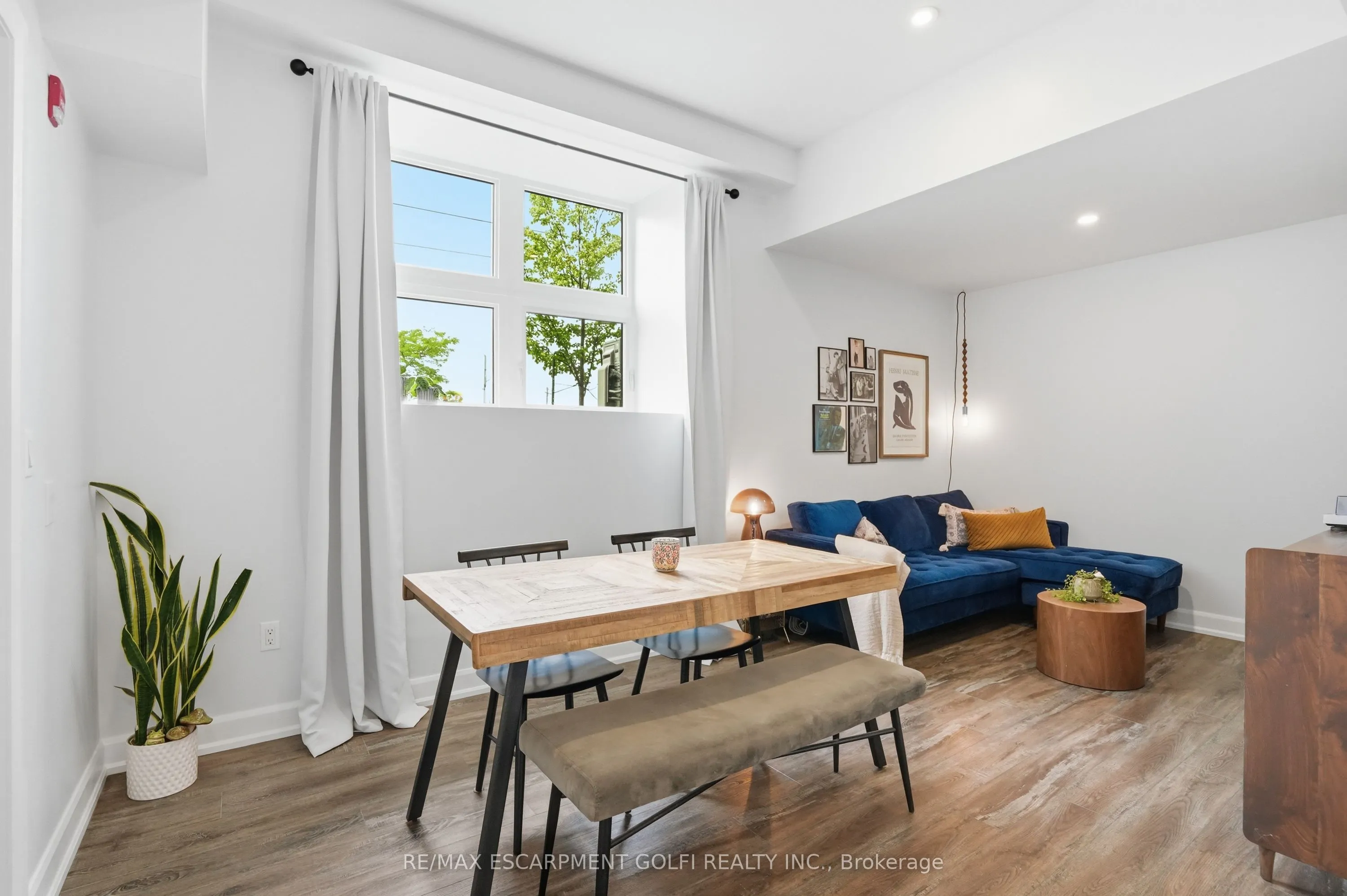 405 Merritt Street #8