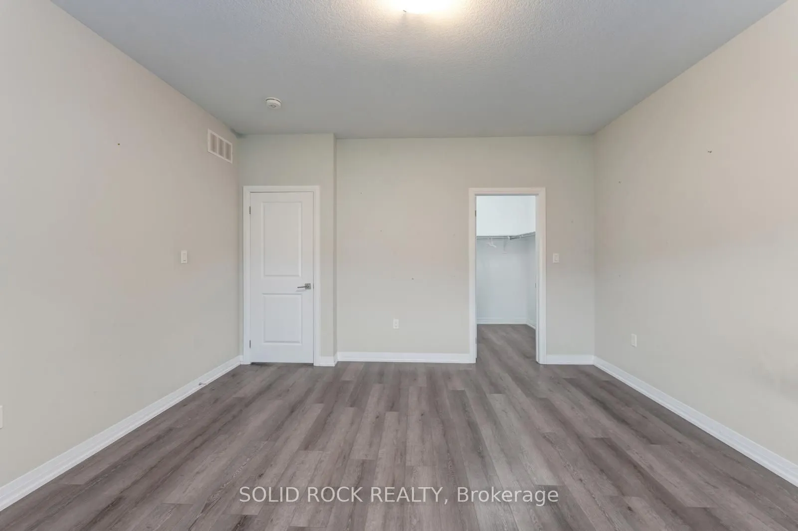 550 Grey Street #11