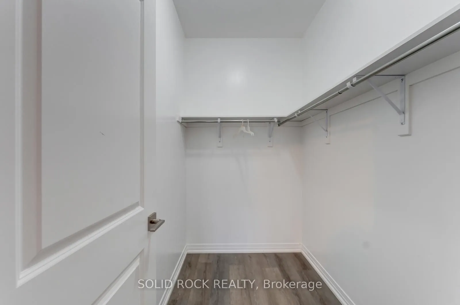 550 Grey Street #11