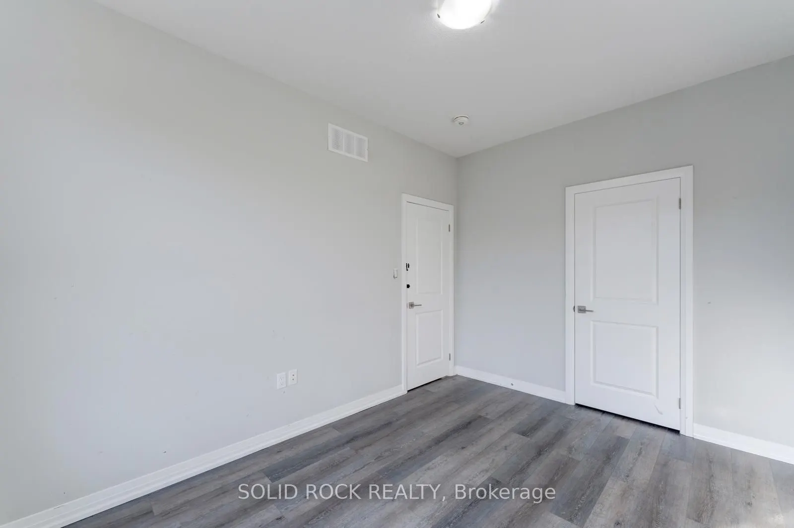 550 Grey Street #11