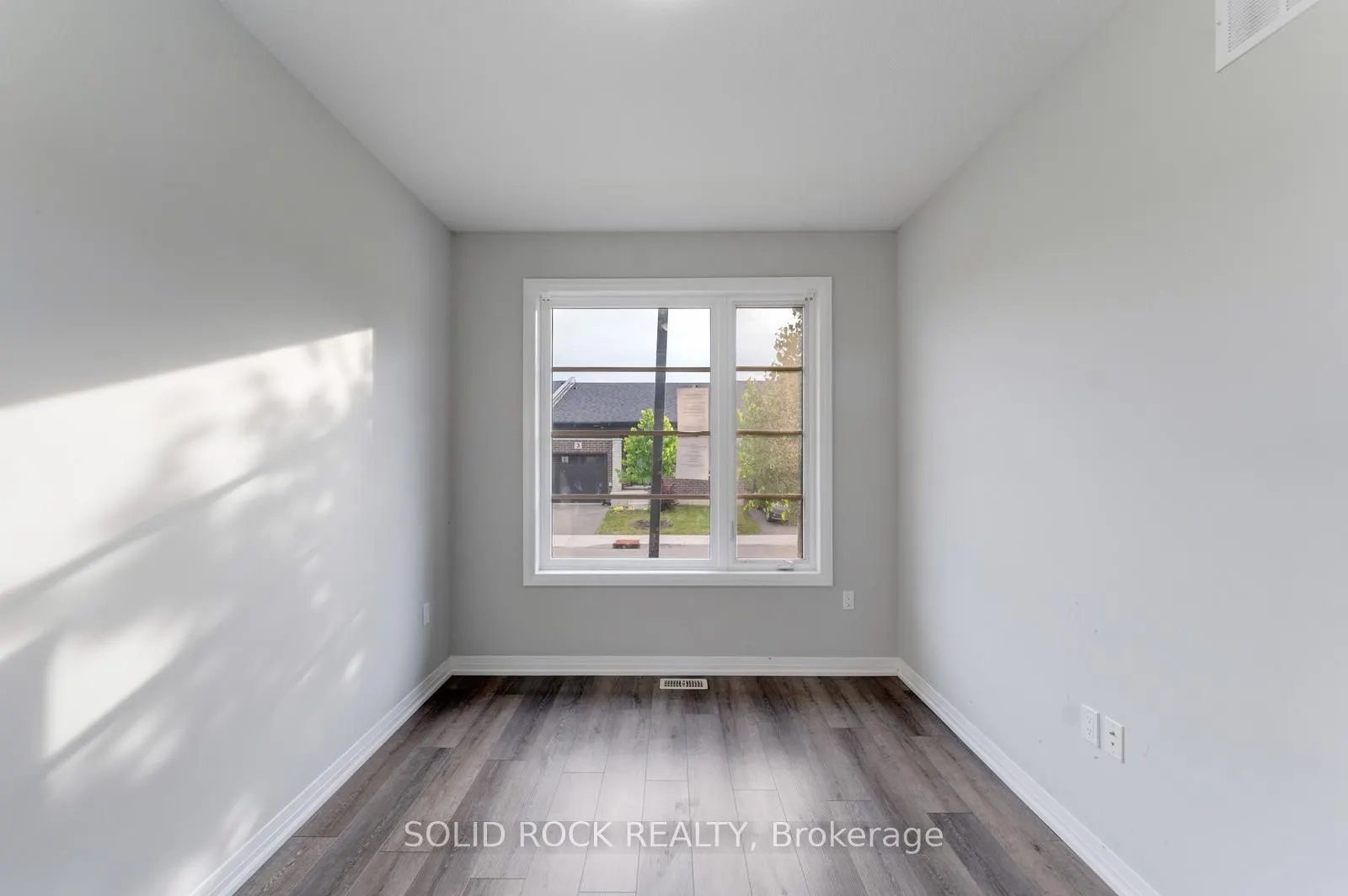 550 Grey Street #11