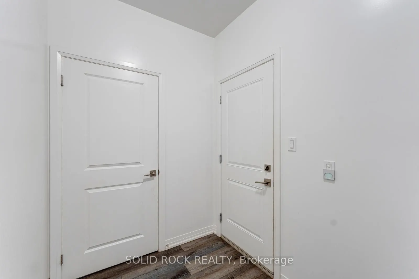 550 Grey Street #11