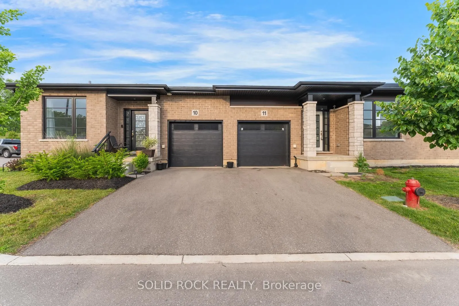 550 Grey Street #11