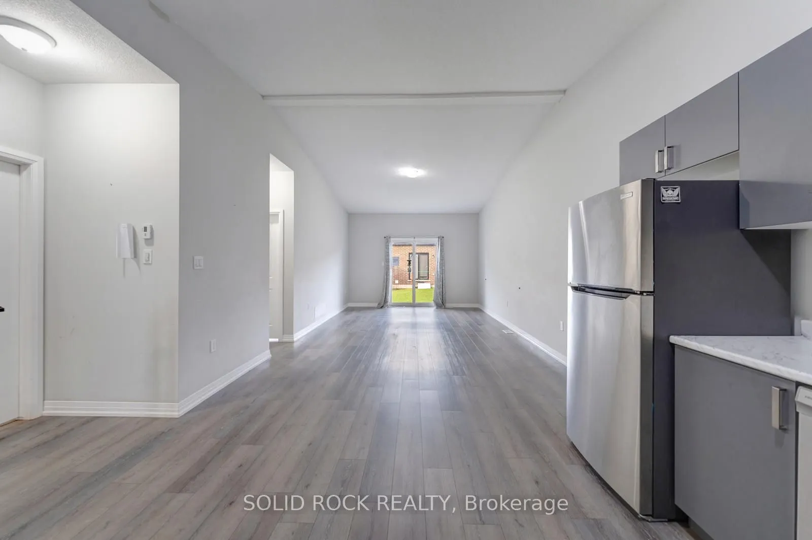 550 Grey Street #11