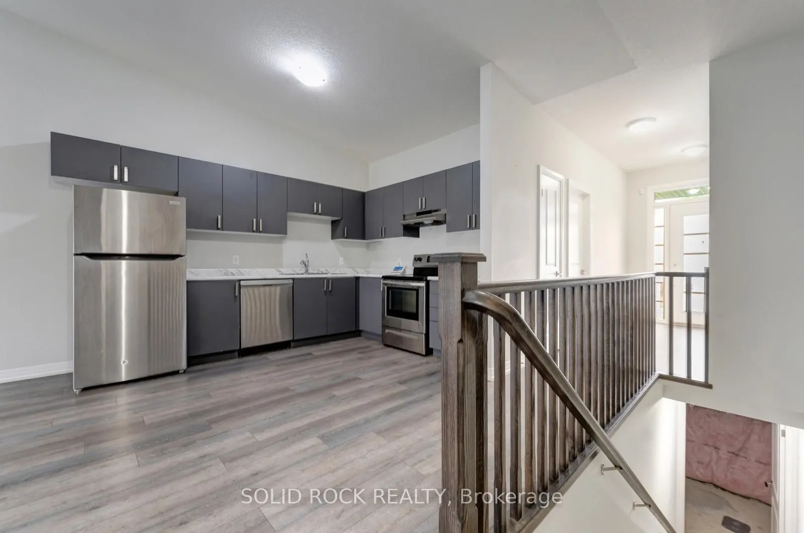 550 Grey Street #11