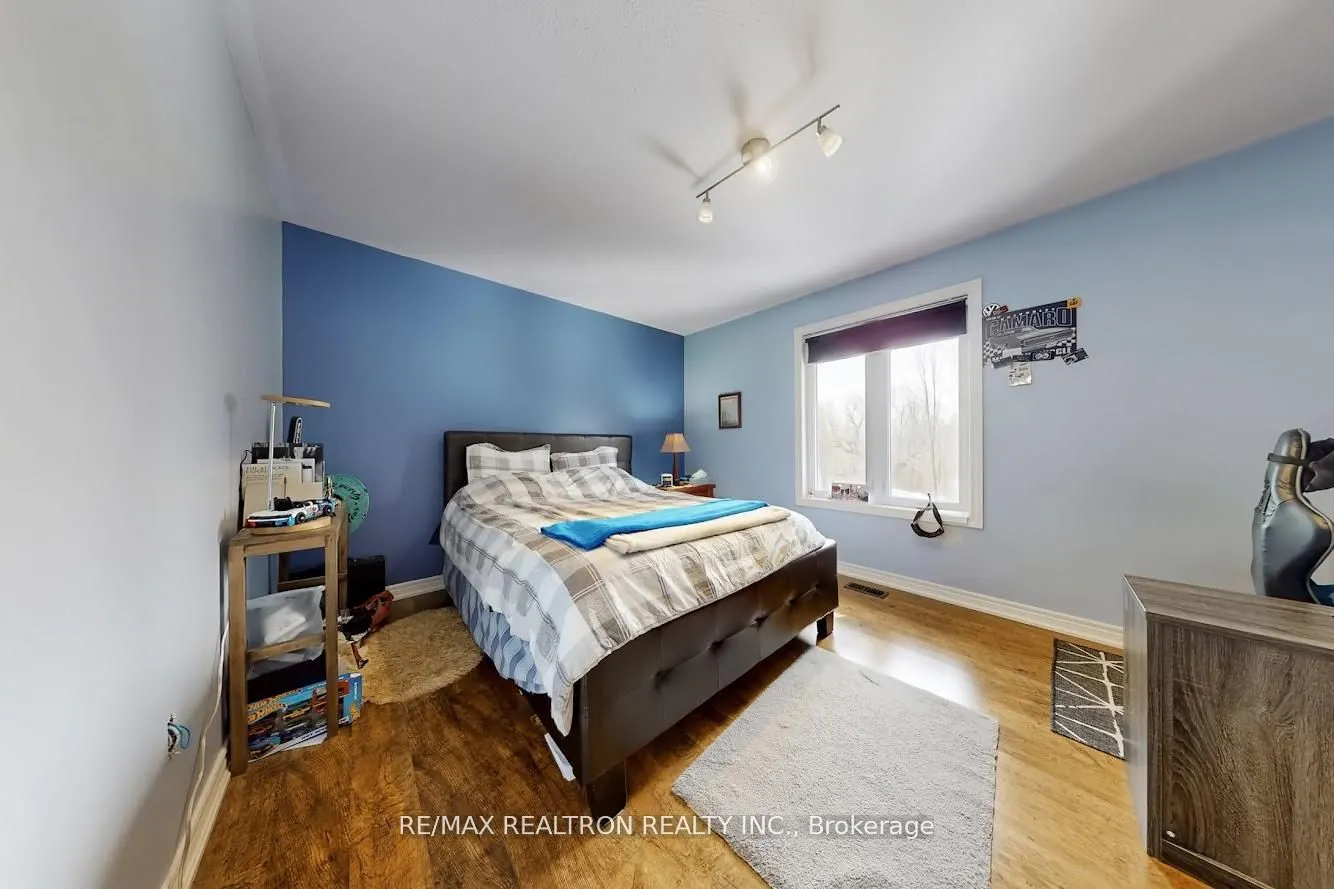 709 Roland Road
