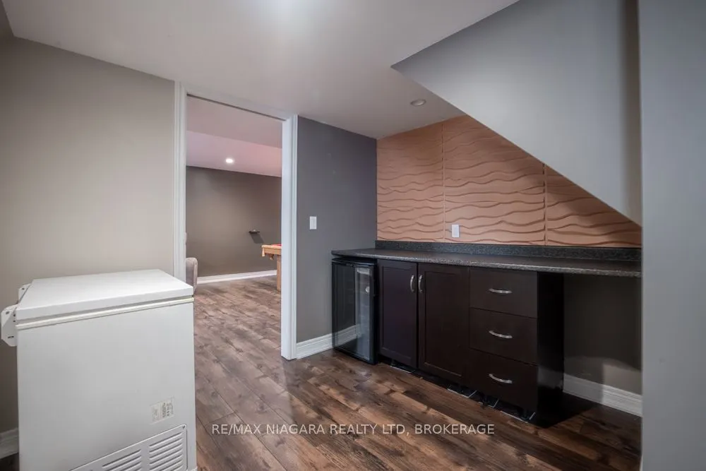 374 PELHAM Road