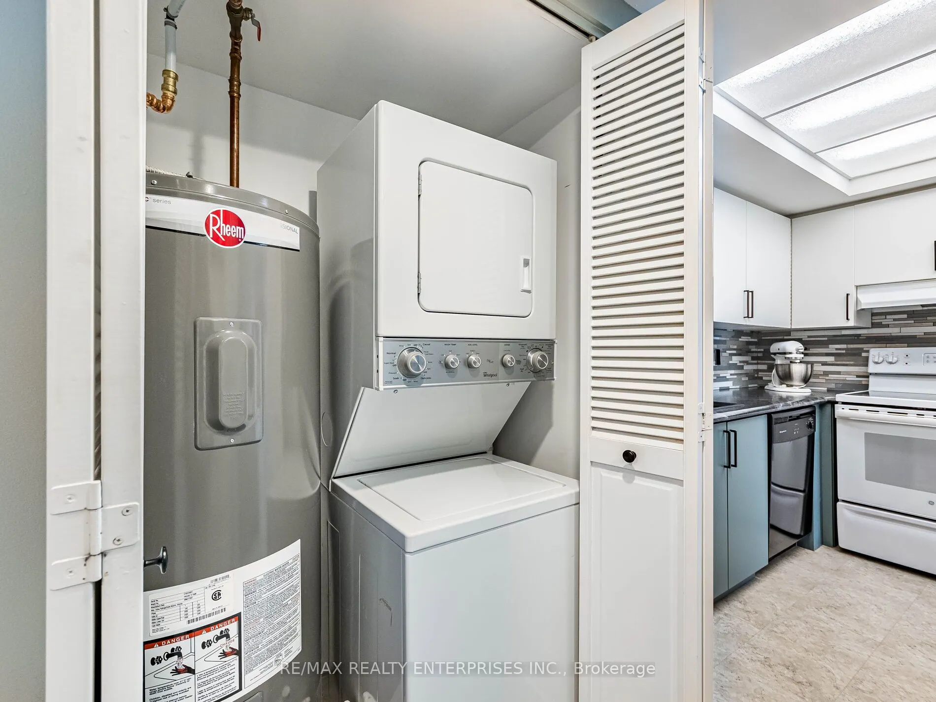 3267 King Street E #105