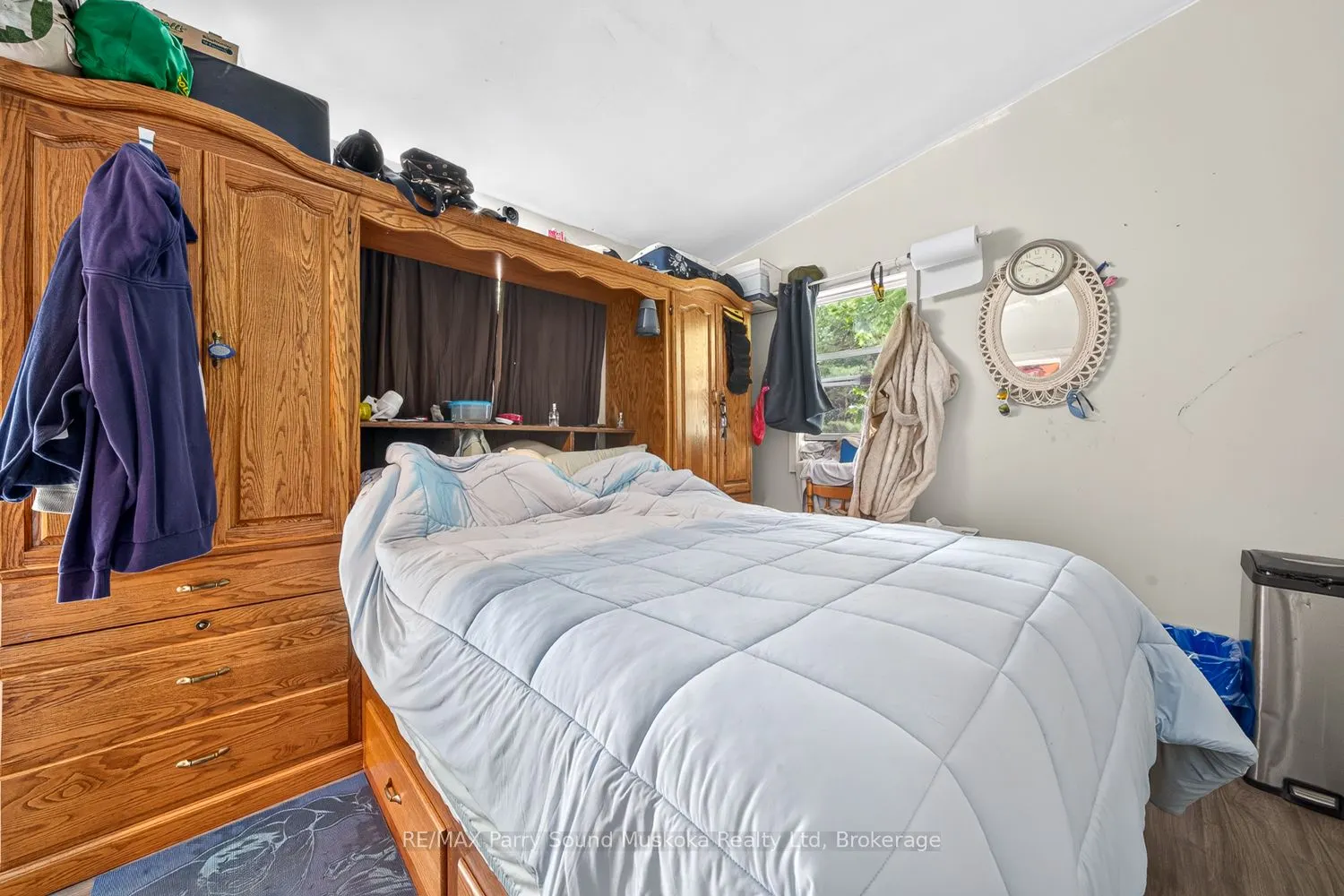15 Toronto Lake Road