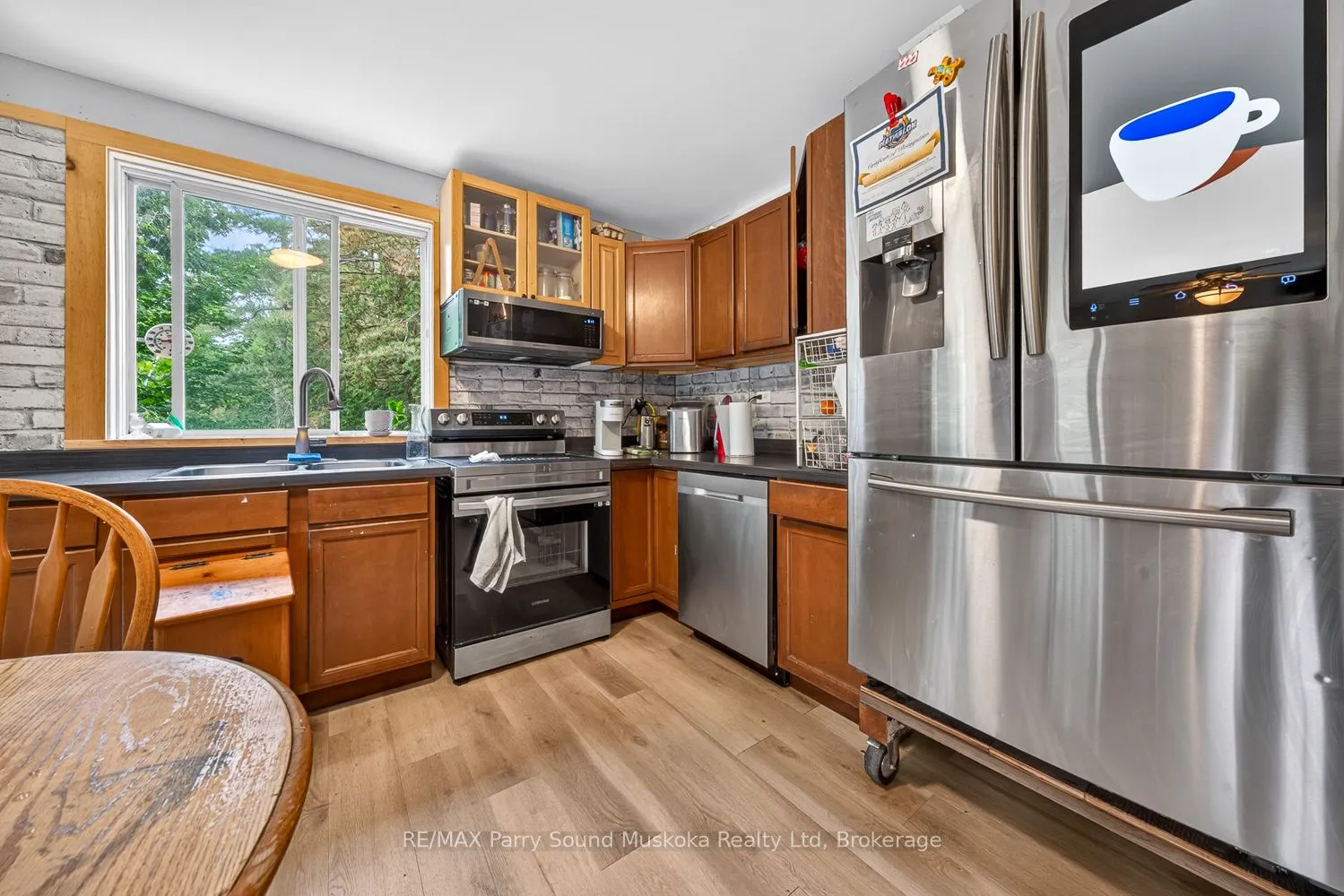 15 Toronto Lake Road