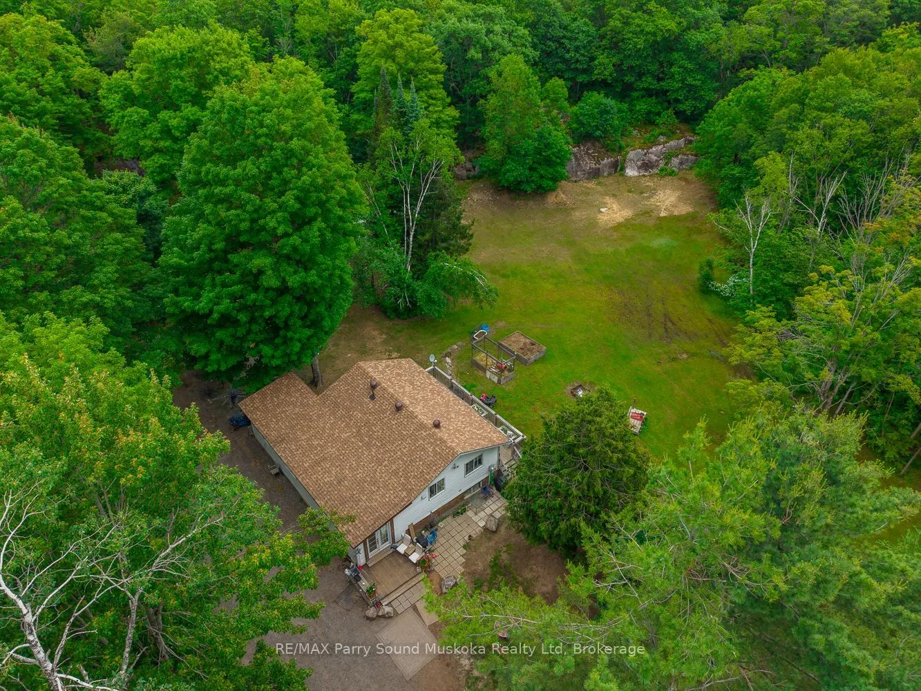 15 Toronto Lake Road
