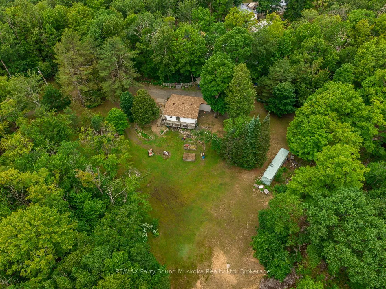 15 Toronto Lake Road
