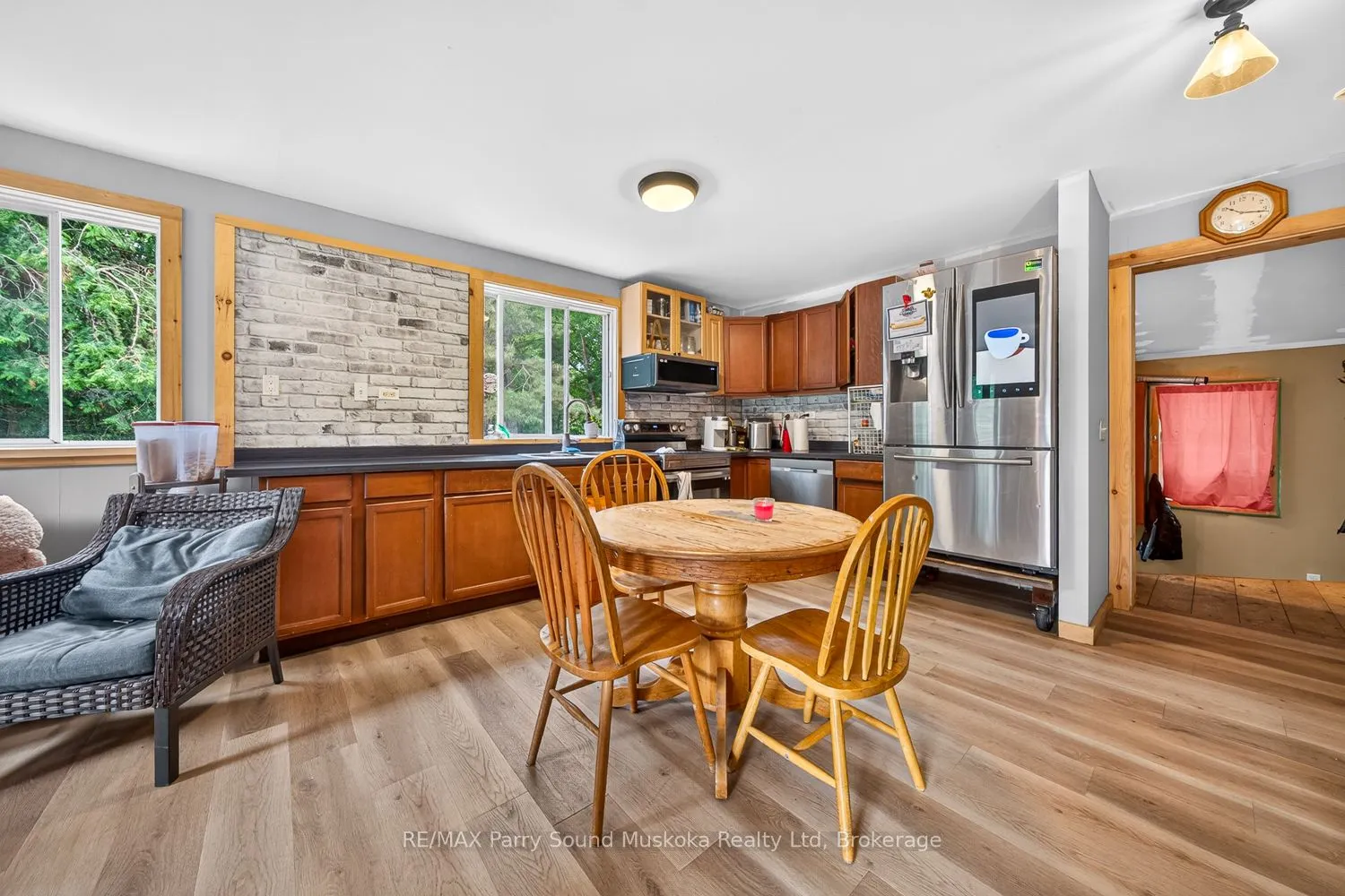 15 Toronto Lake Road