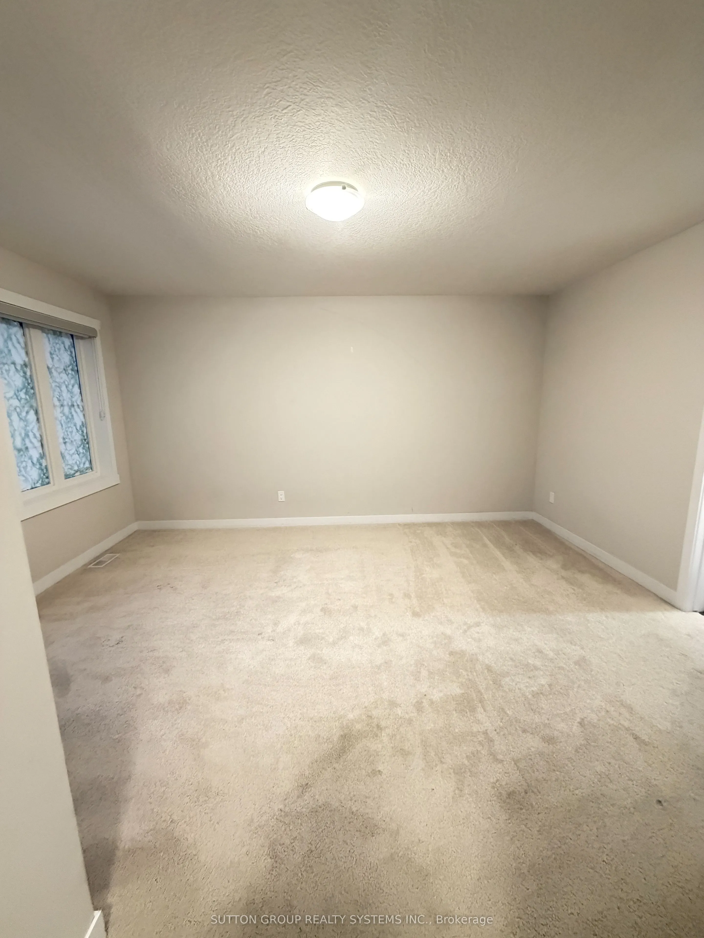 160 Stanley Street #4