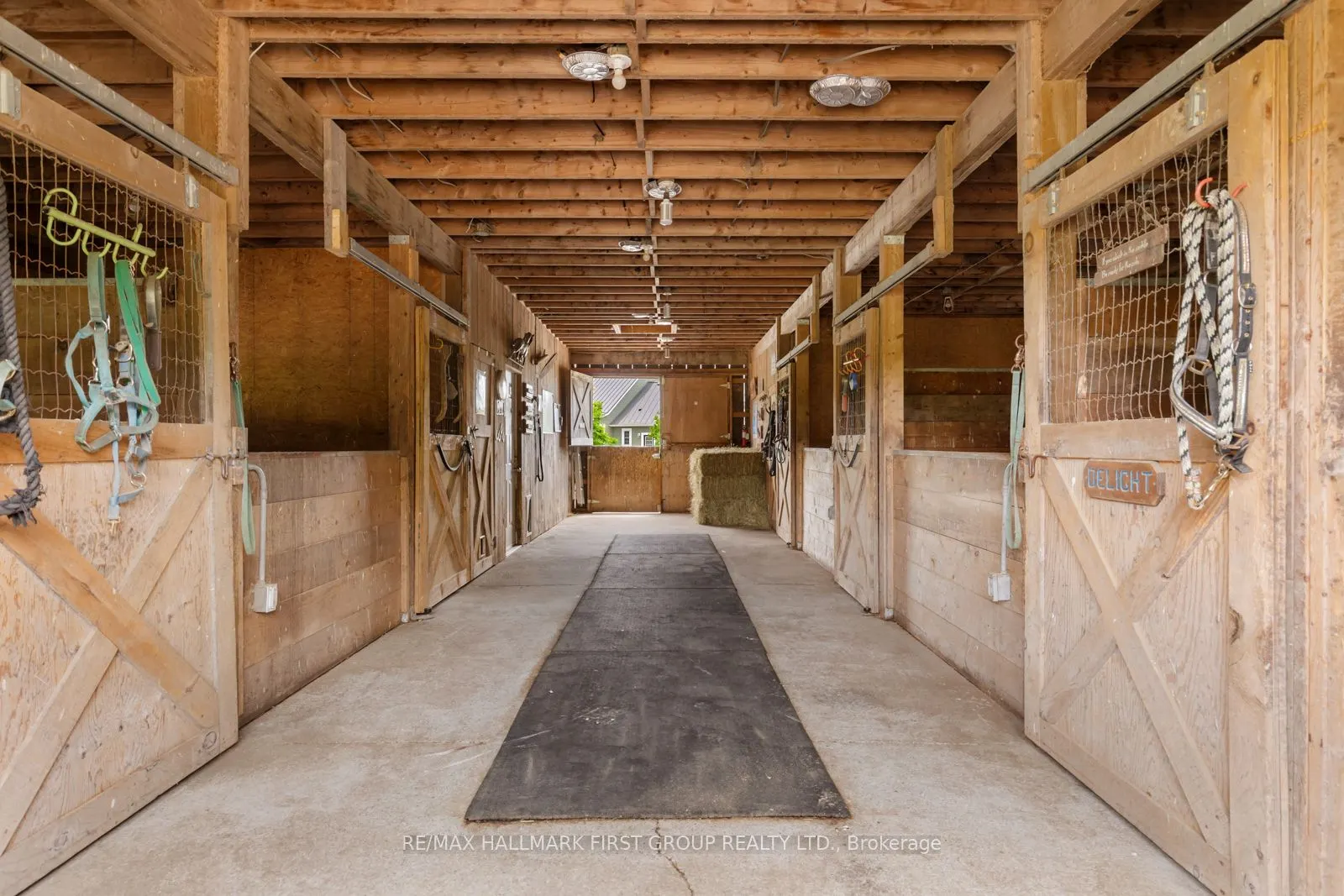 86 OAK HILL Road