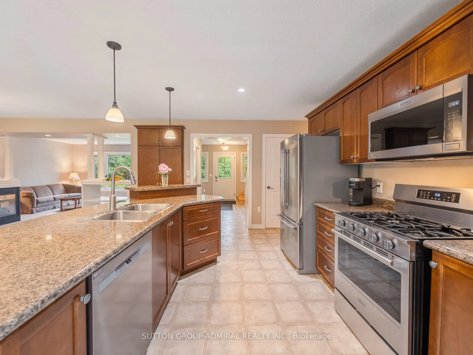 6886 Wellington Rd 16