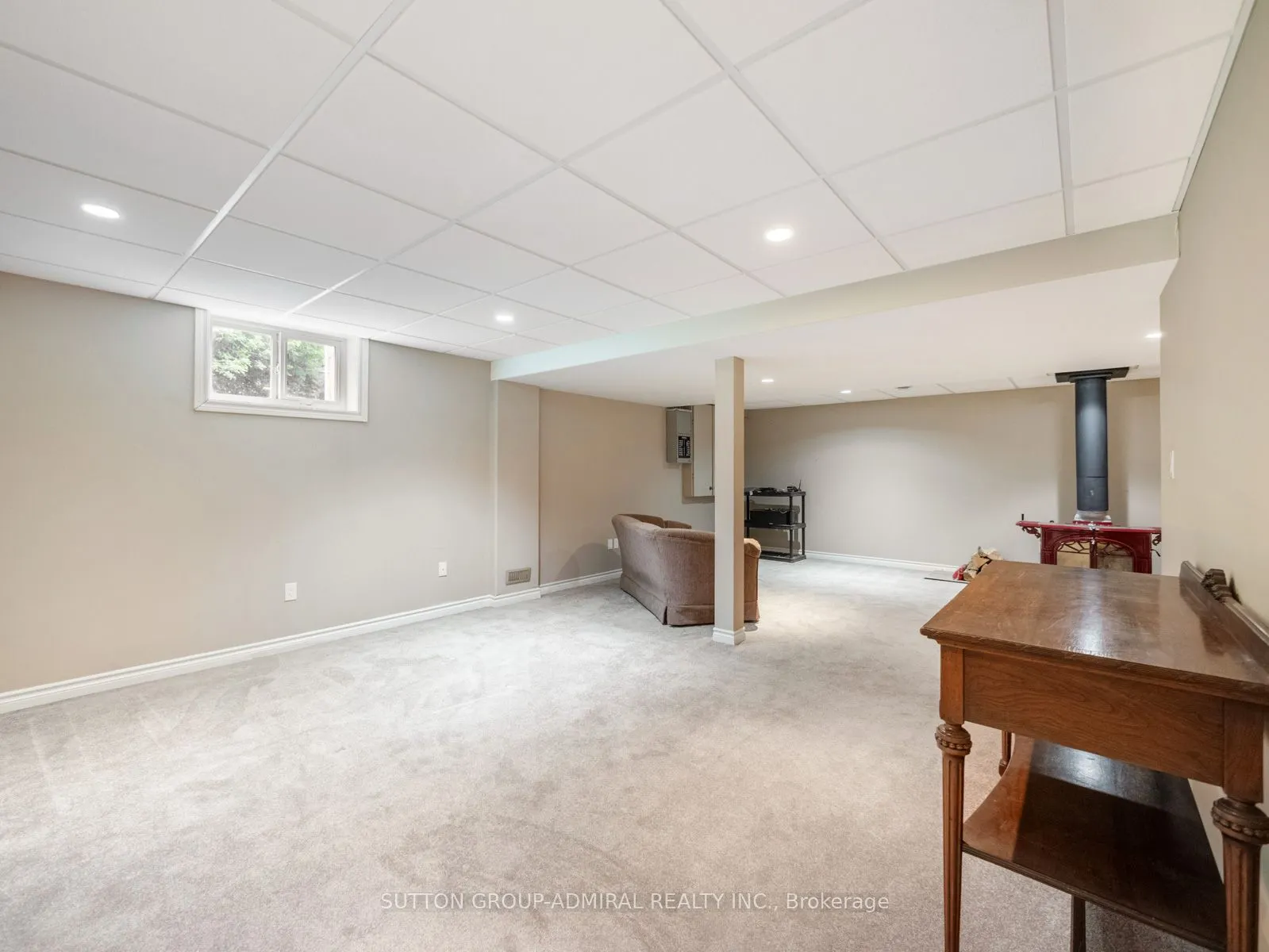 6886 Wellington Rd 16
