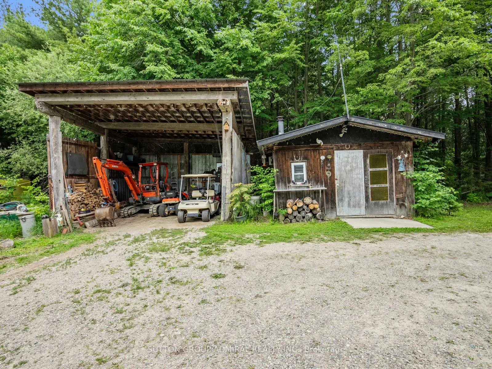 6886 Wellington Rd 16