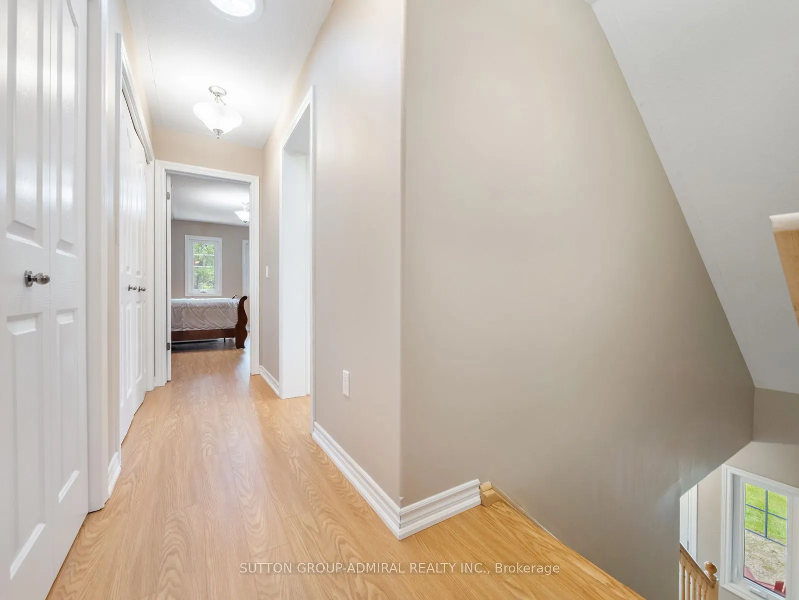 6886 Wellington Rd 16