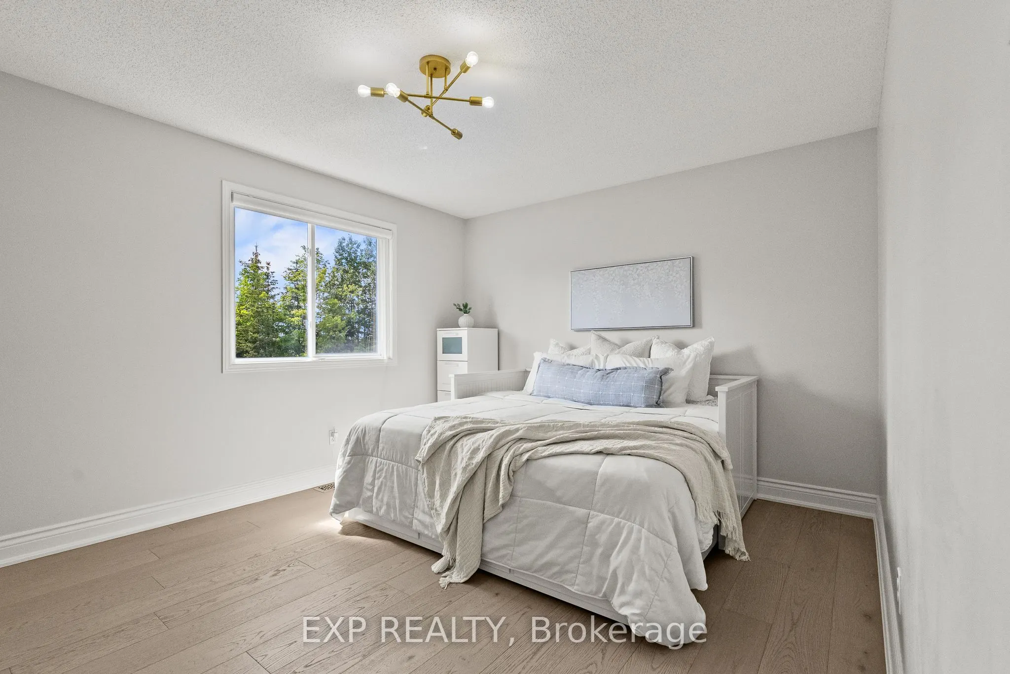 112 Redcliff Avenue