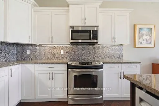 3278 COLONEL TALBOT Road #73