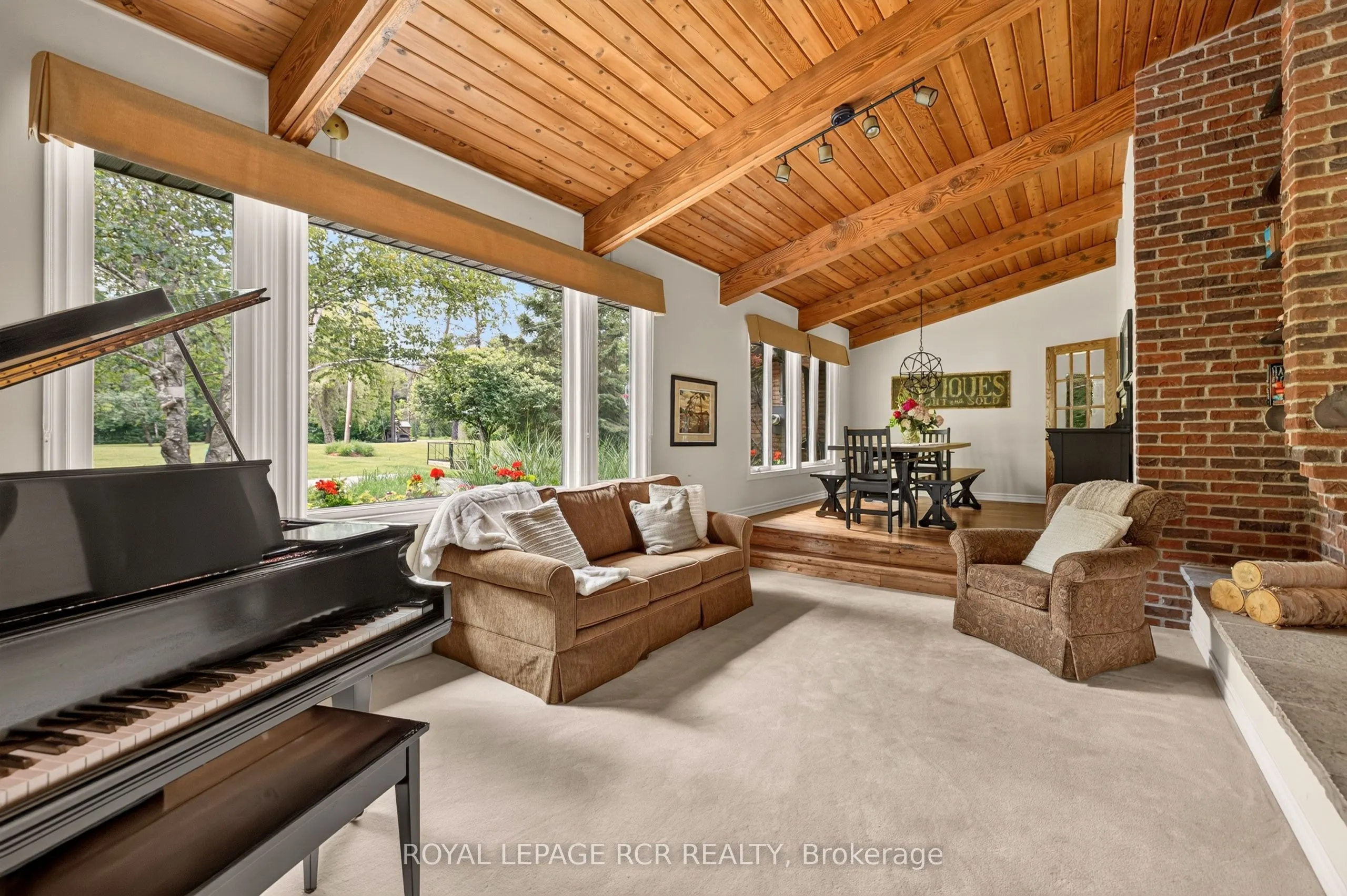 308339 Hockley Road