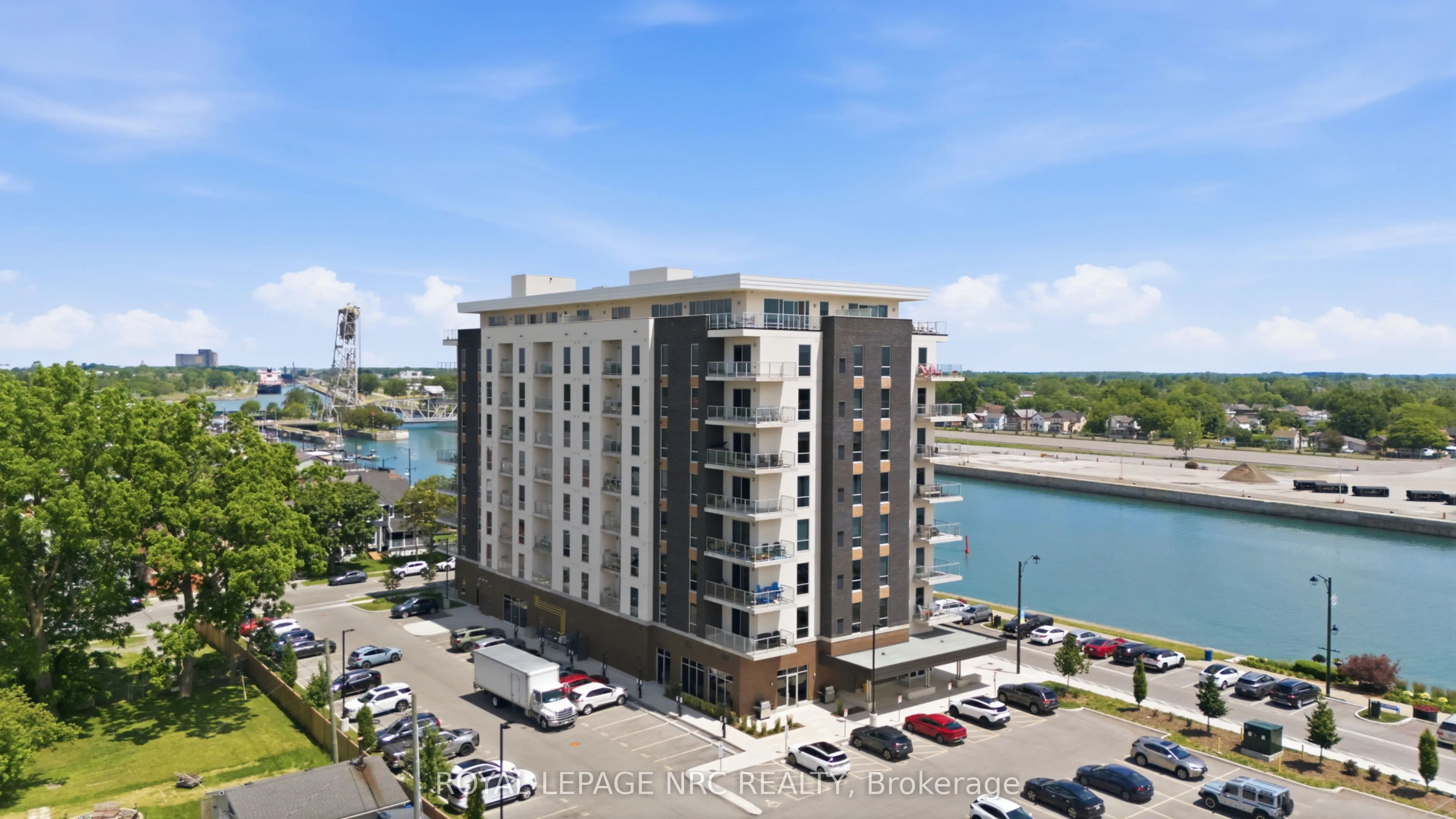 118 West Street #304