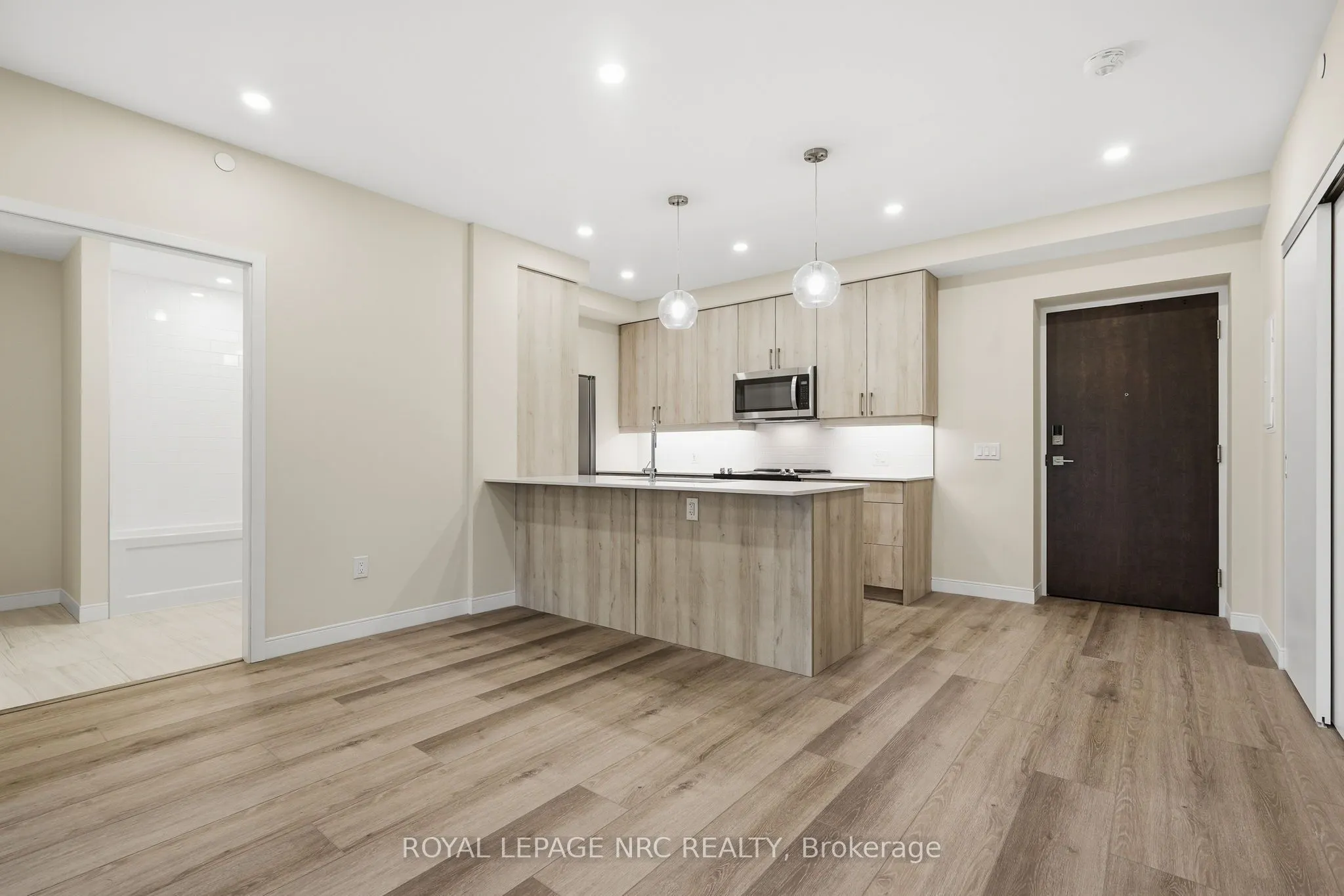 118 West Street #304