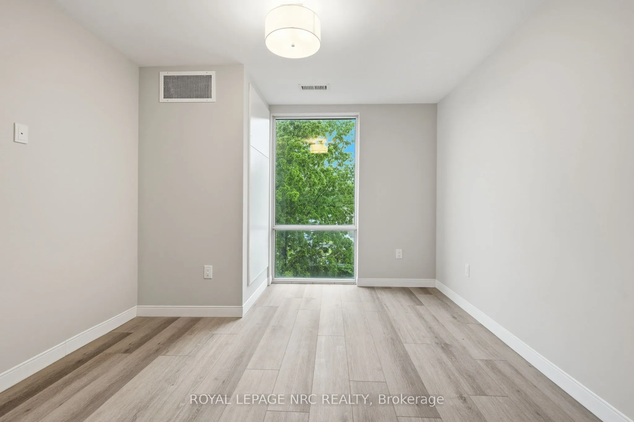 118 West Street #304