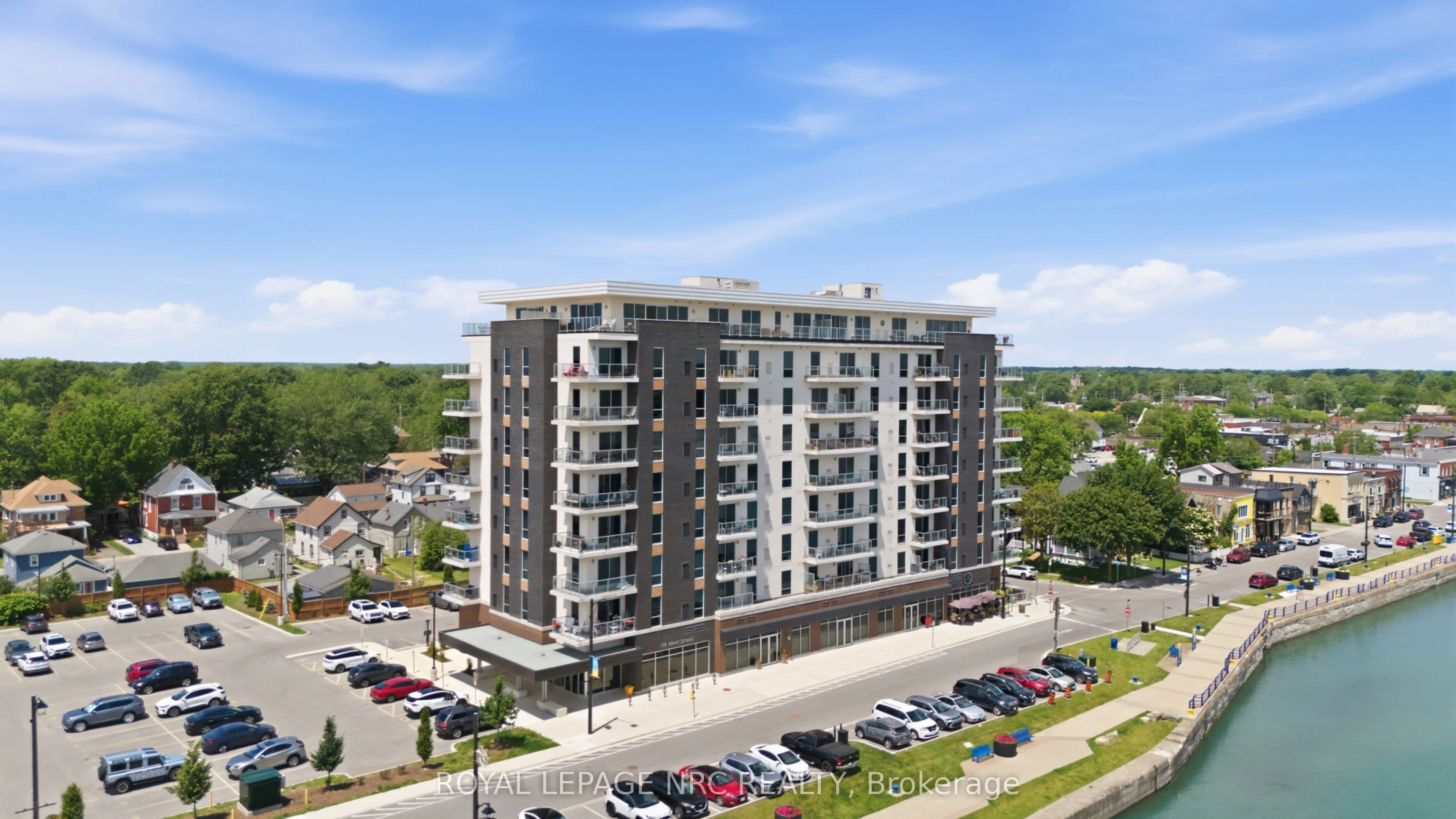 118 West Street #304