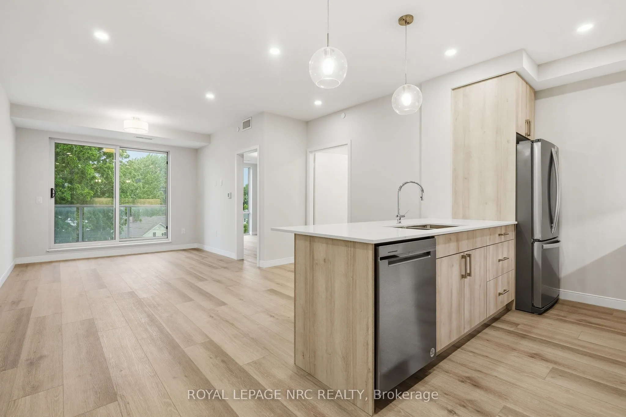 118 West Street #304