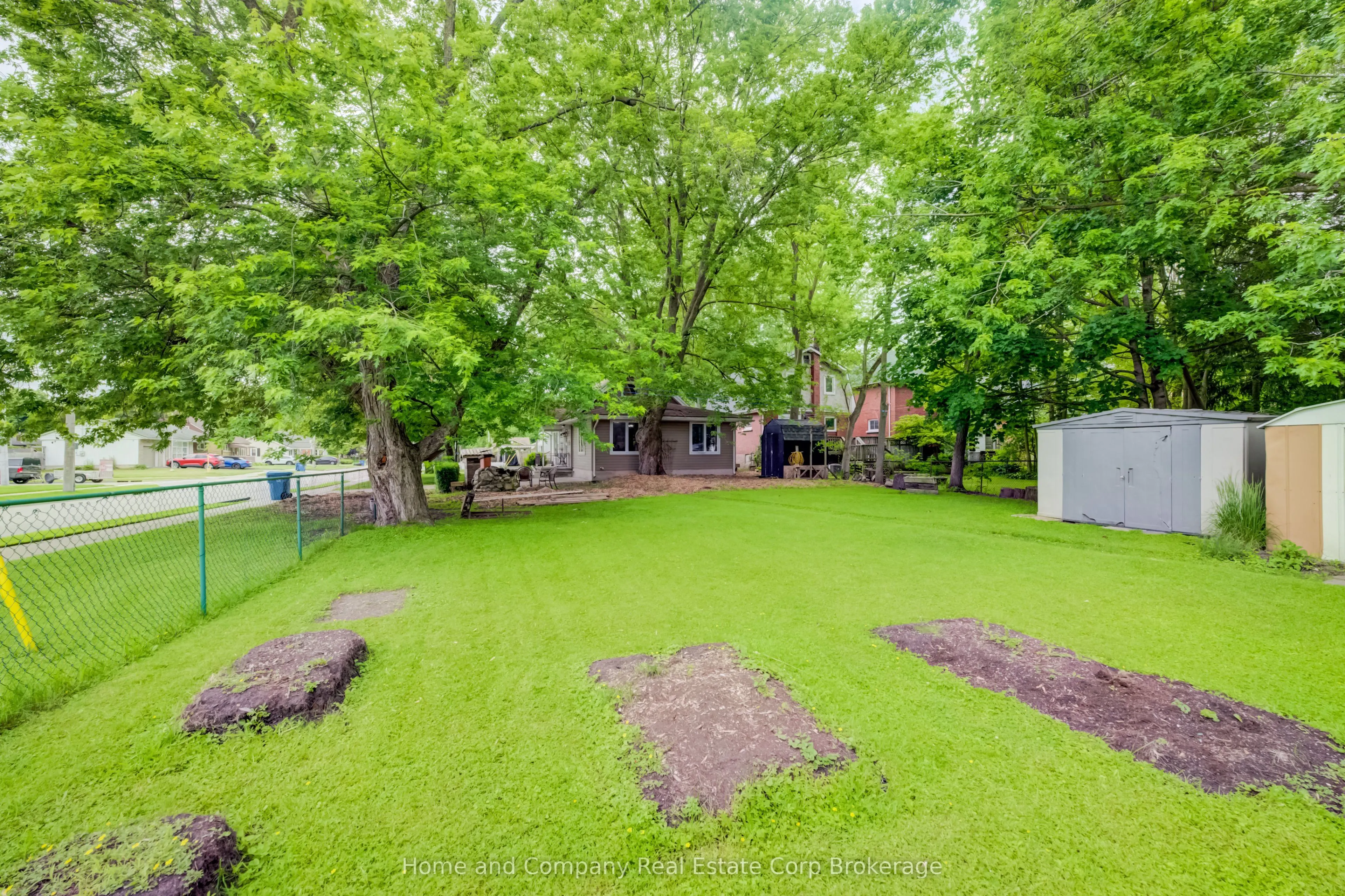122 Brydges Street