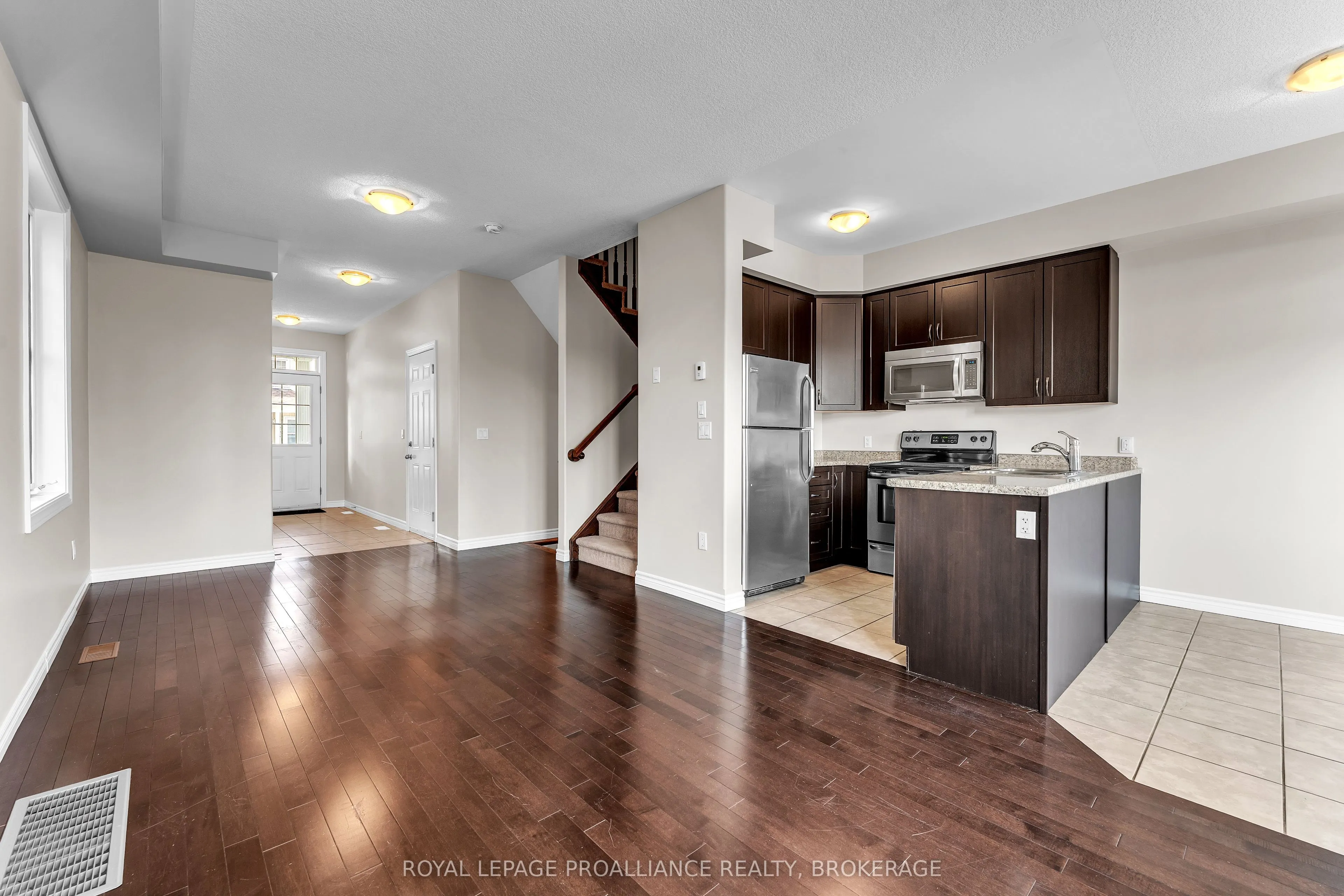 792 Newmarket Lane