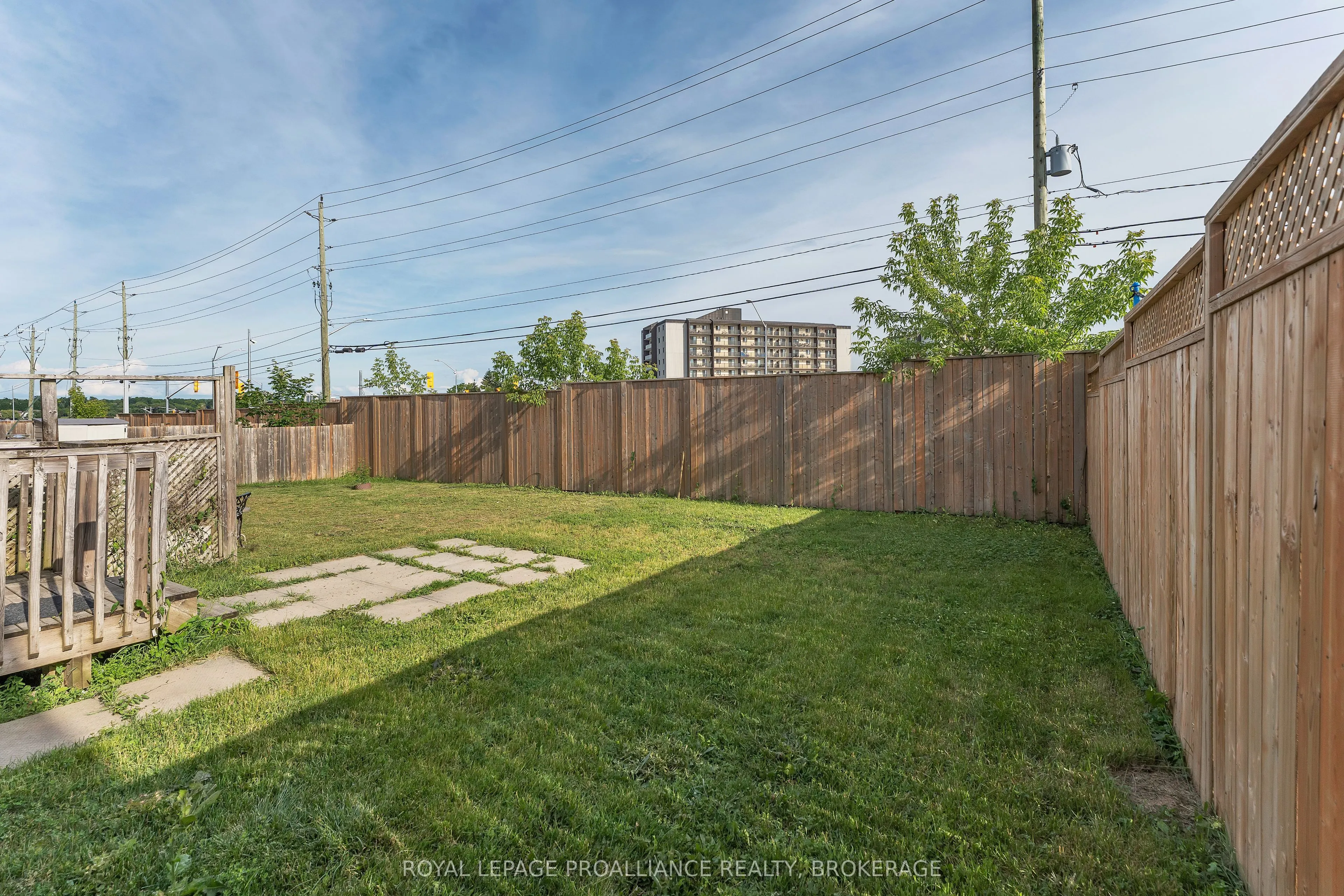 792 Newmarket Lane