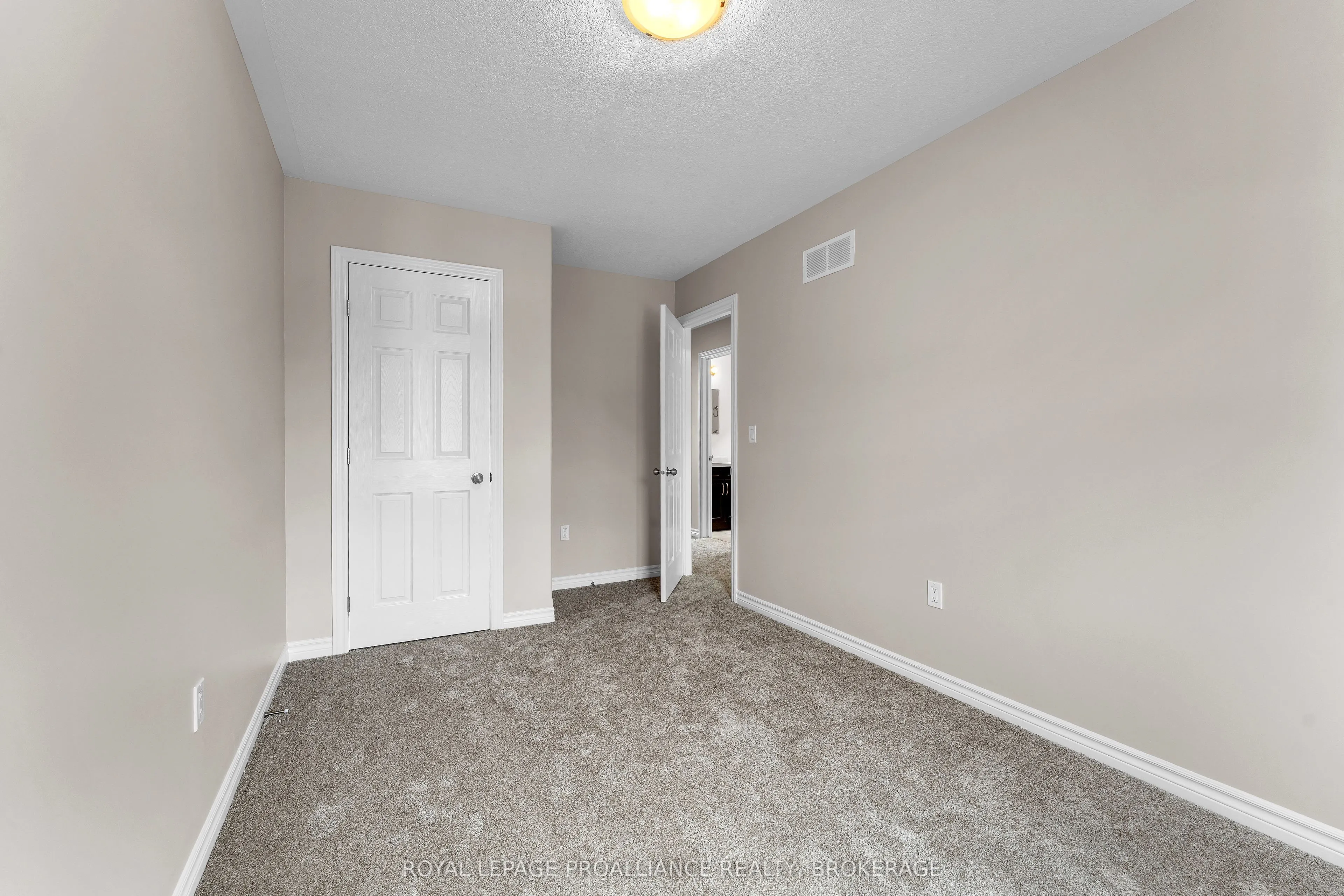 792 Newmarket Lane