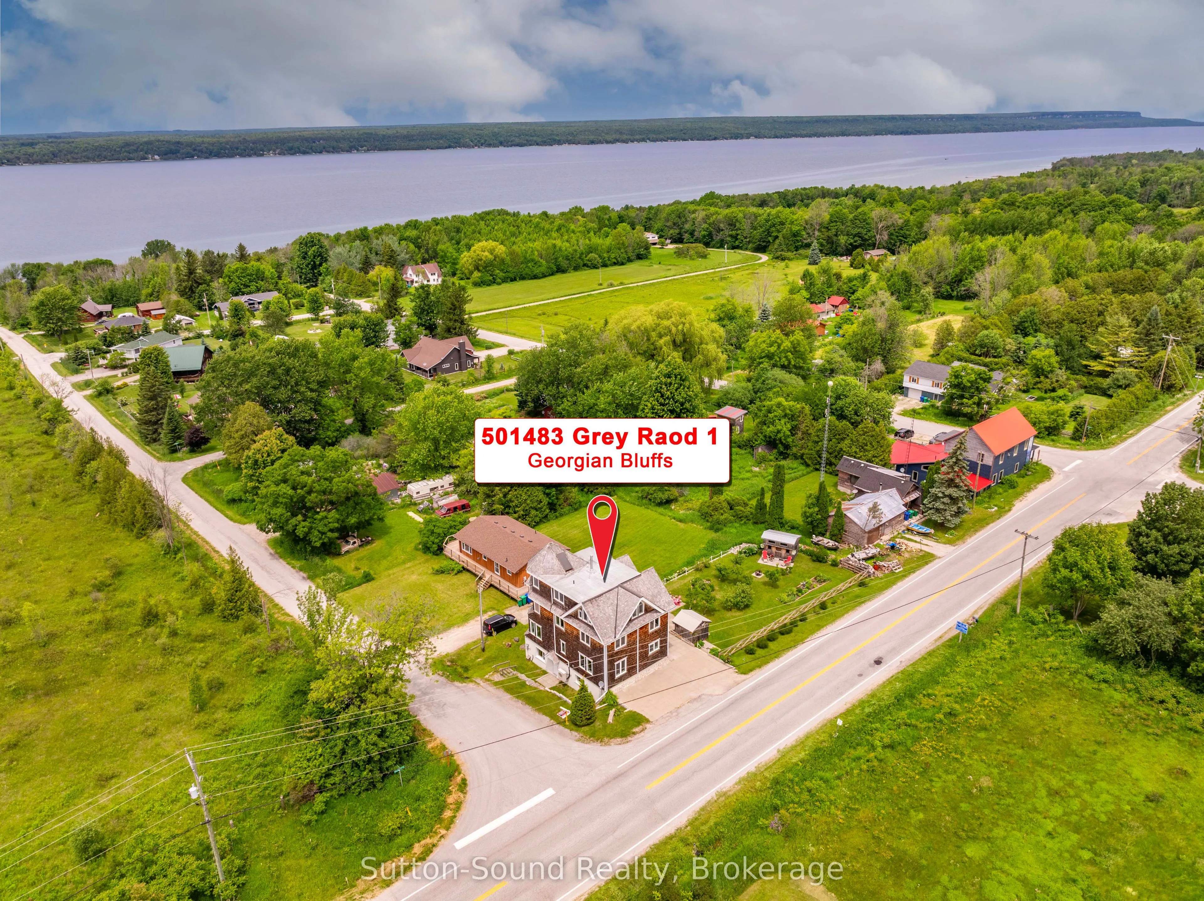 501483 Grey Road 1 Road