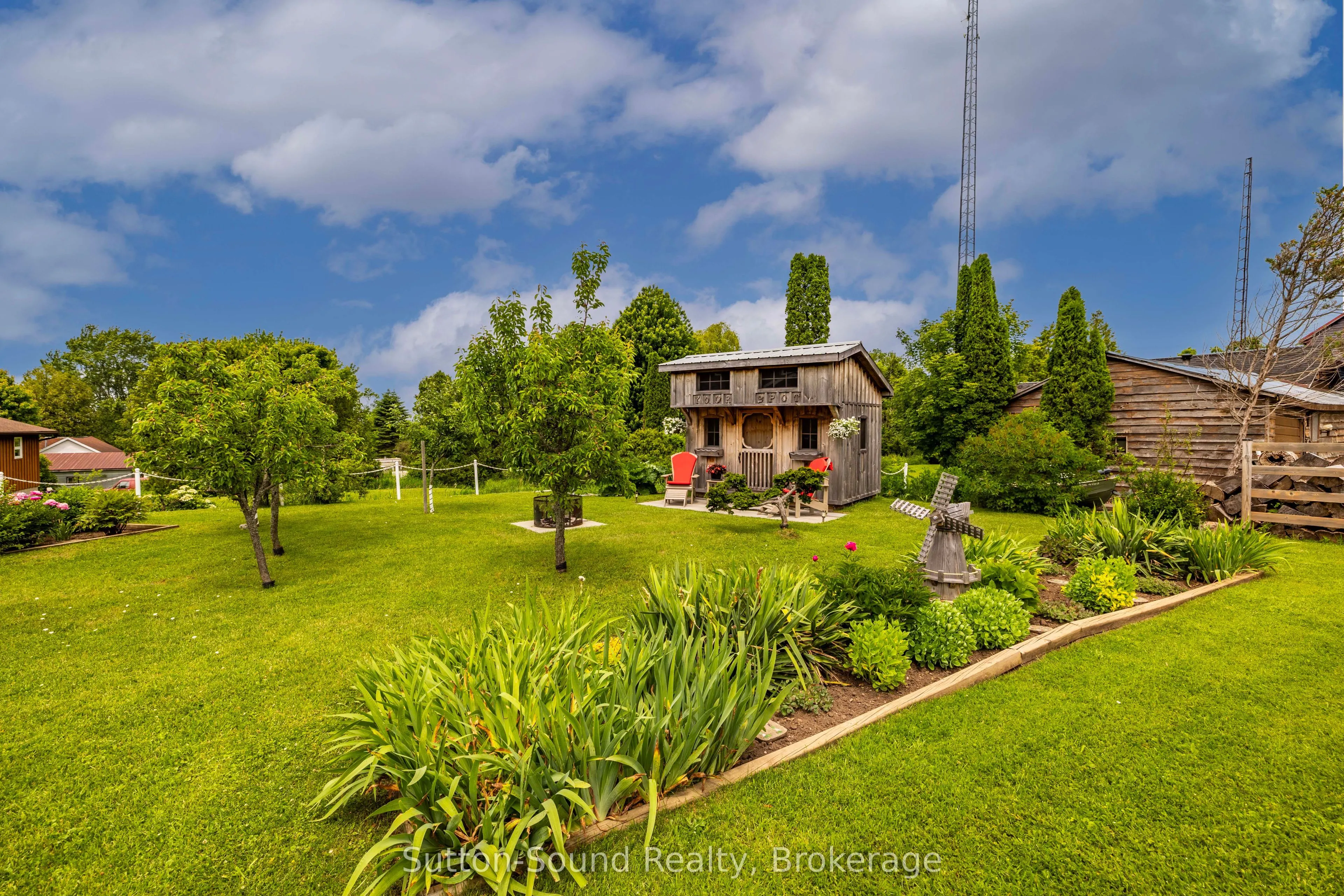 501483 Grey Road 1 Road