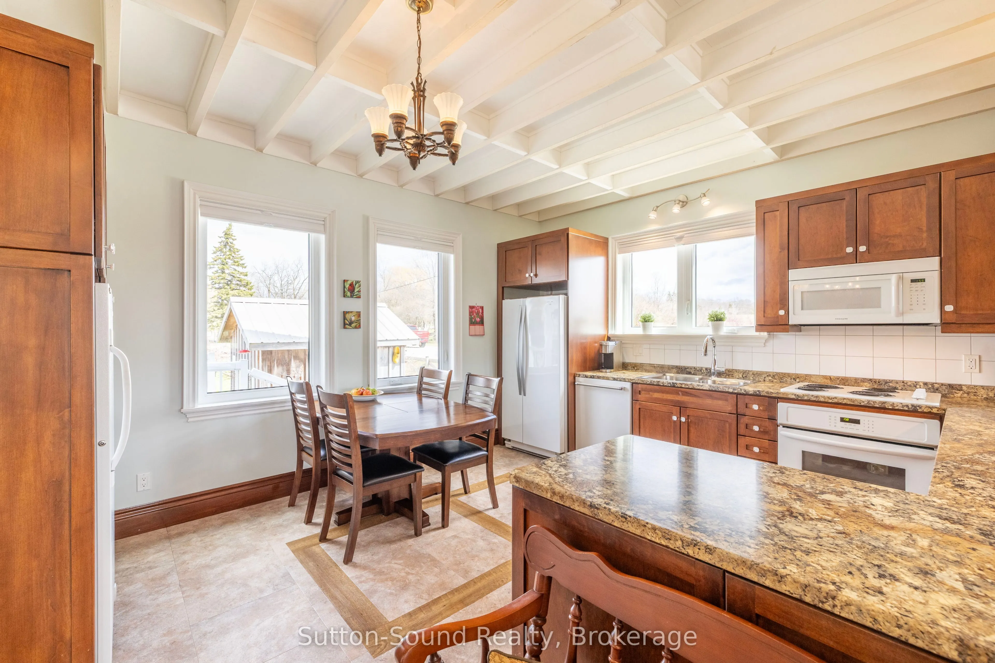 501483 Grey Road 1 Road