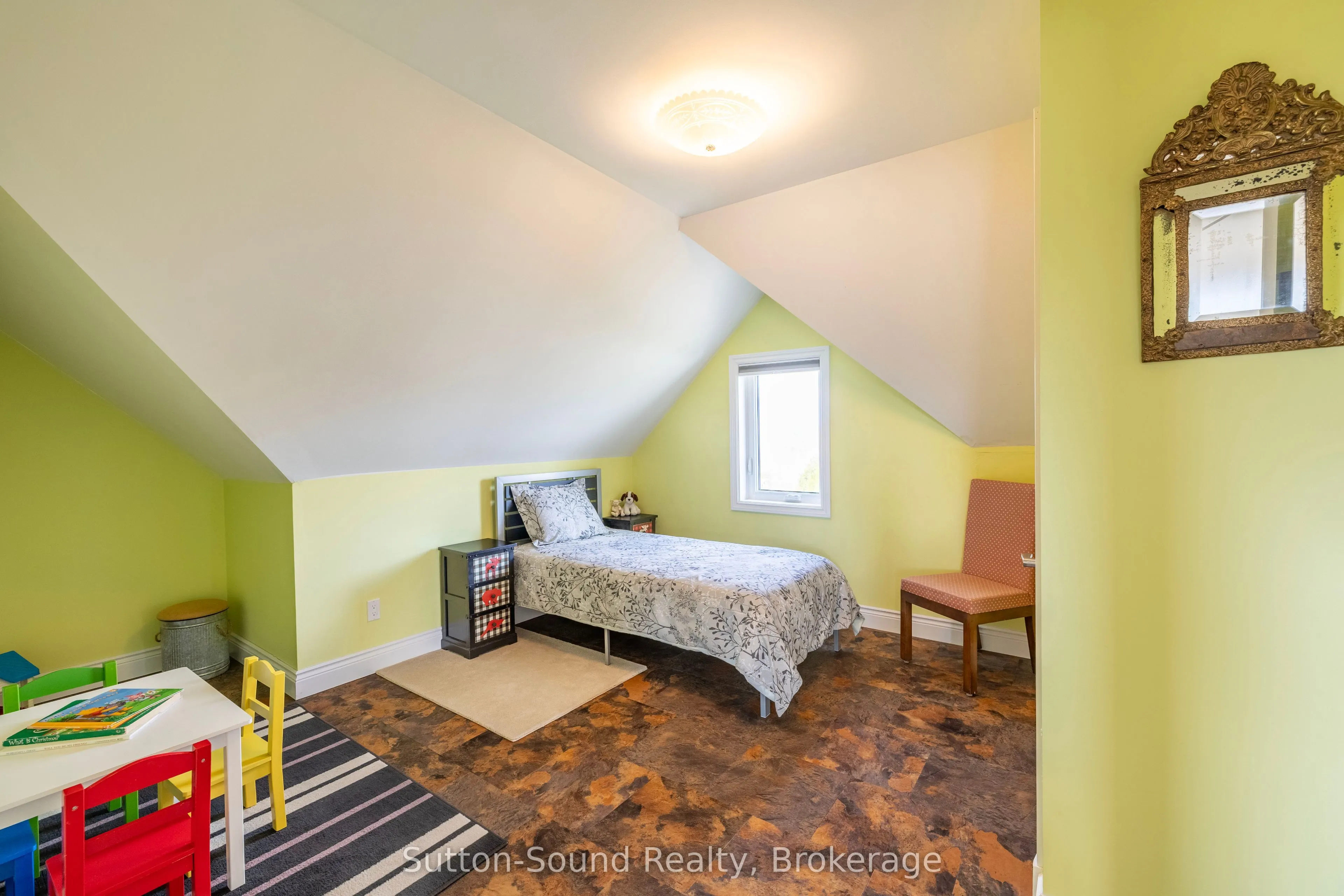 501483 Grey Road 1 Road