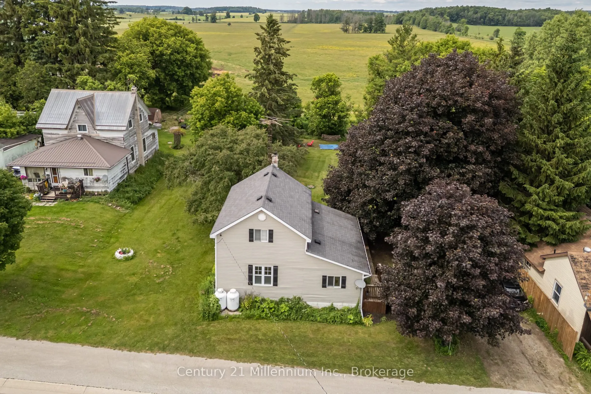 332 Bruce Road 40