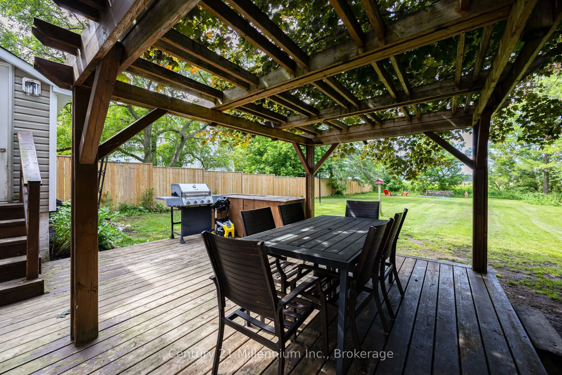 332 Bruce Road 40