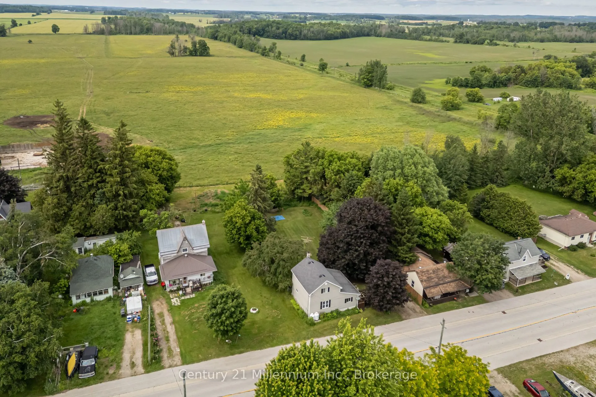 332 Bruce Road 40