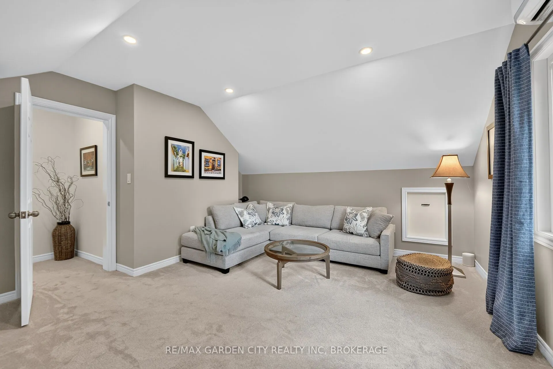 656 Memorial Drive