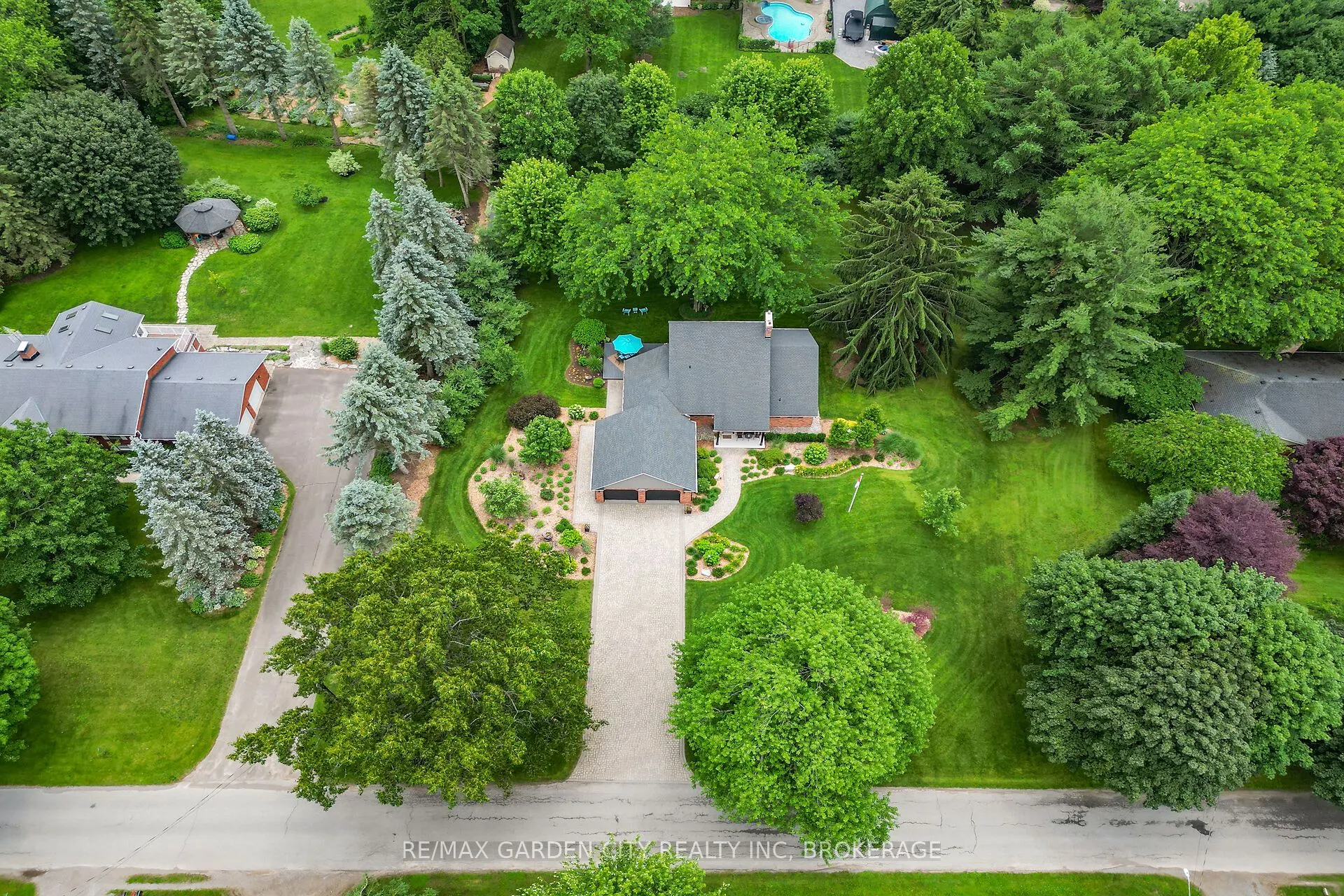 656 Memorial Drive