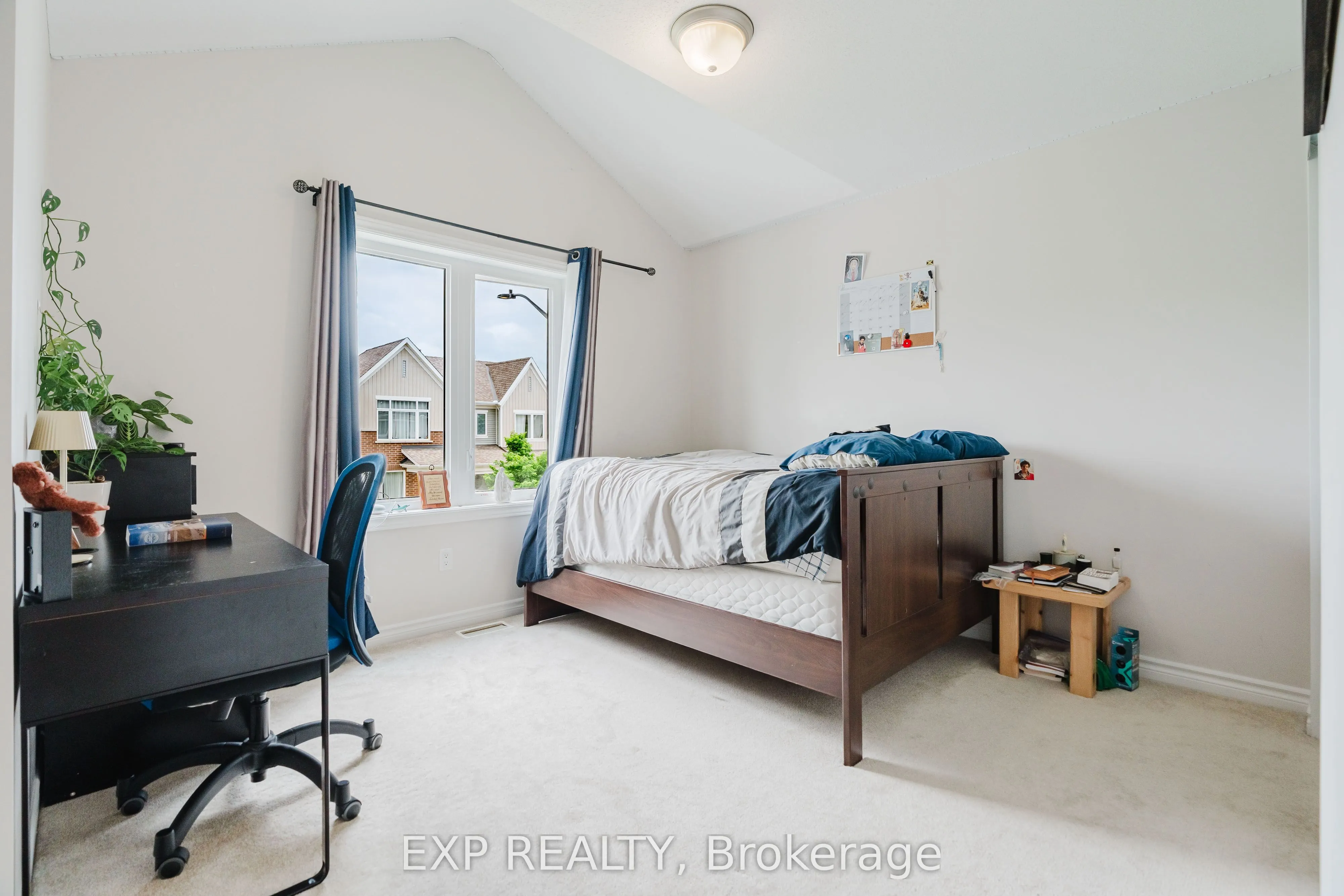 30 Coppermine Street